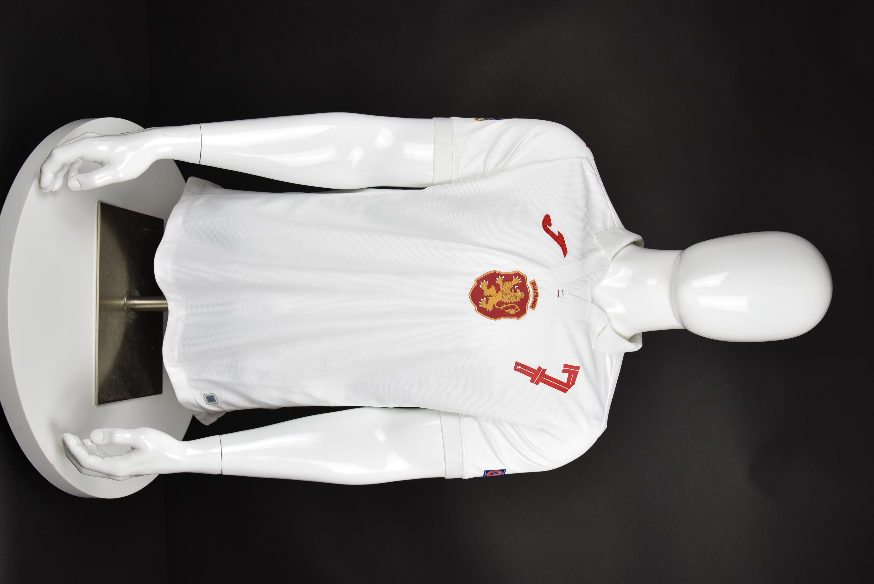 Георги Костадинов front photo