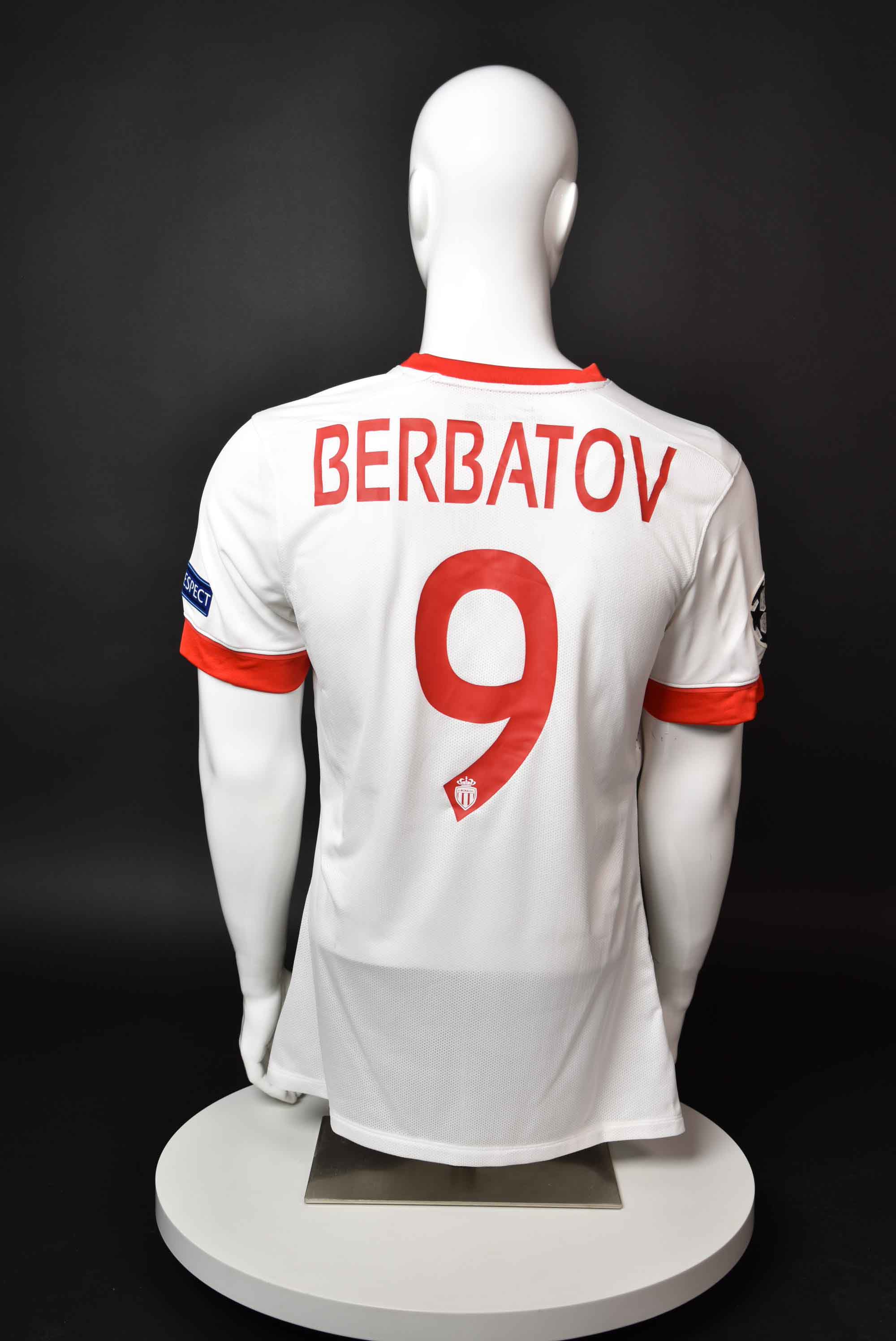 Димитър Бербатов back photo