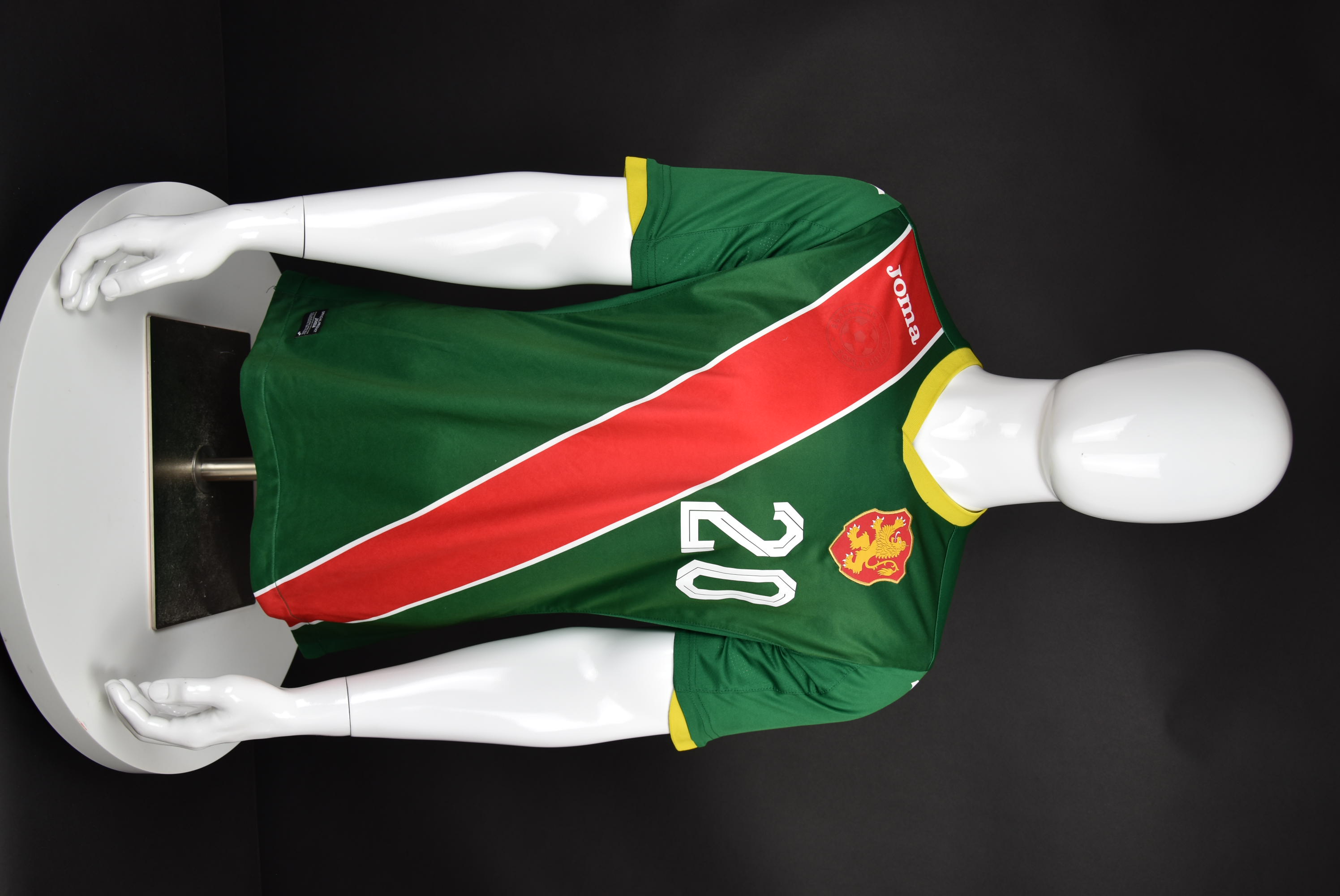 Антонио Вутов front photo