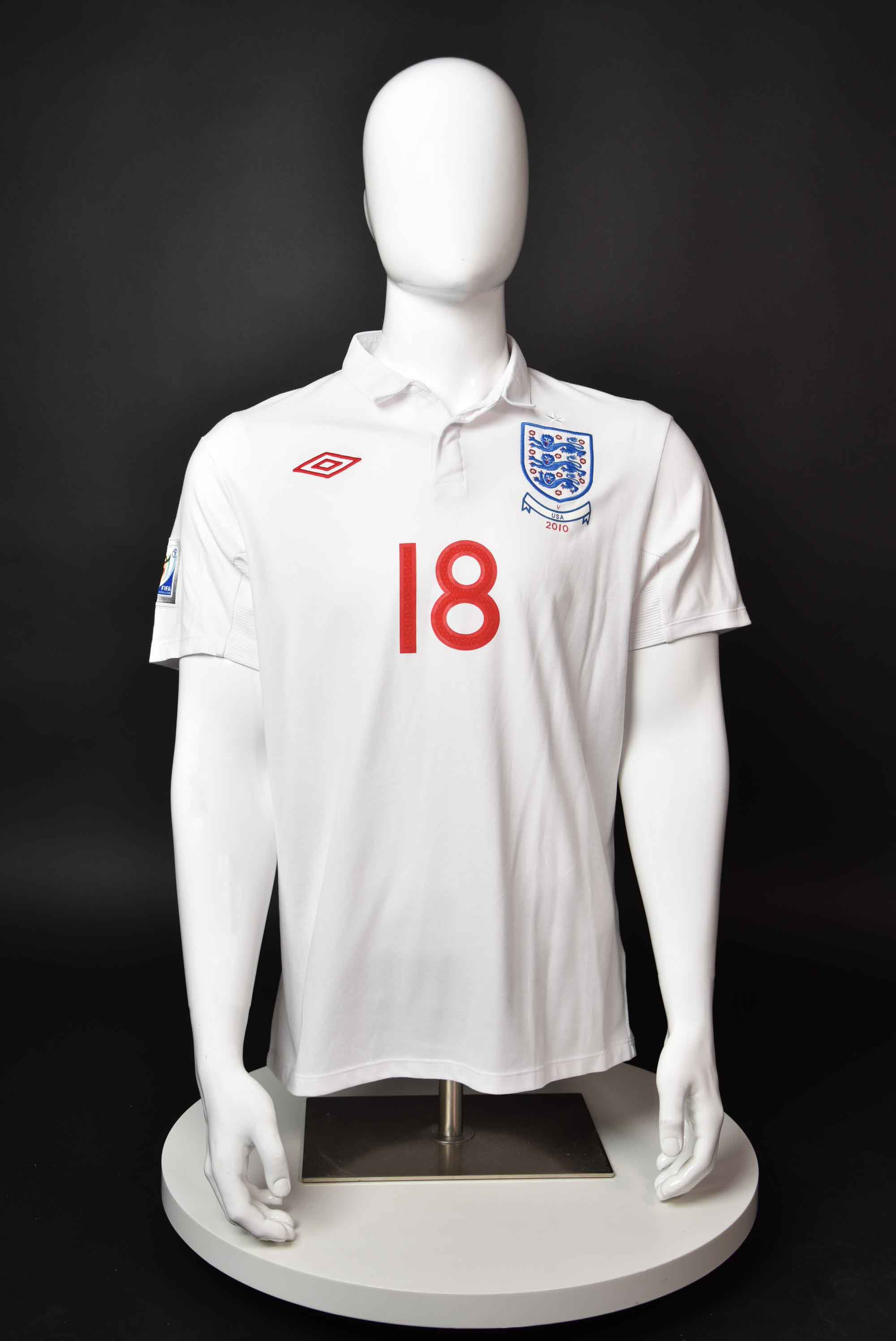 Джейми Карагър front photo