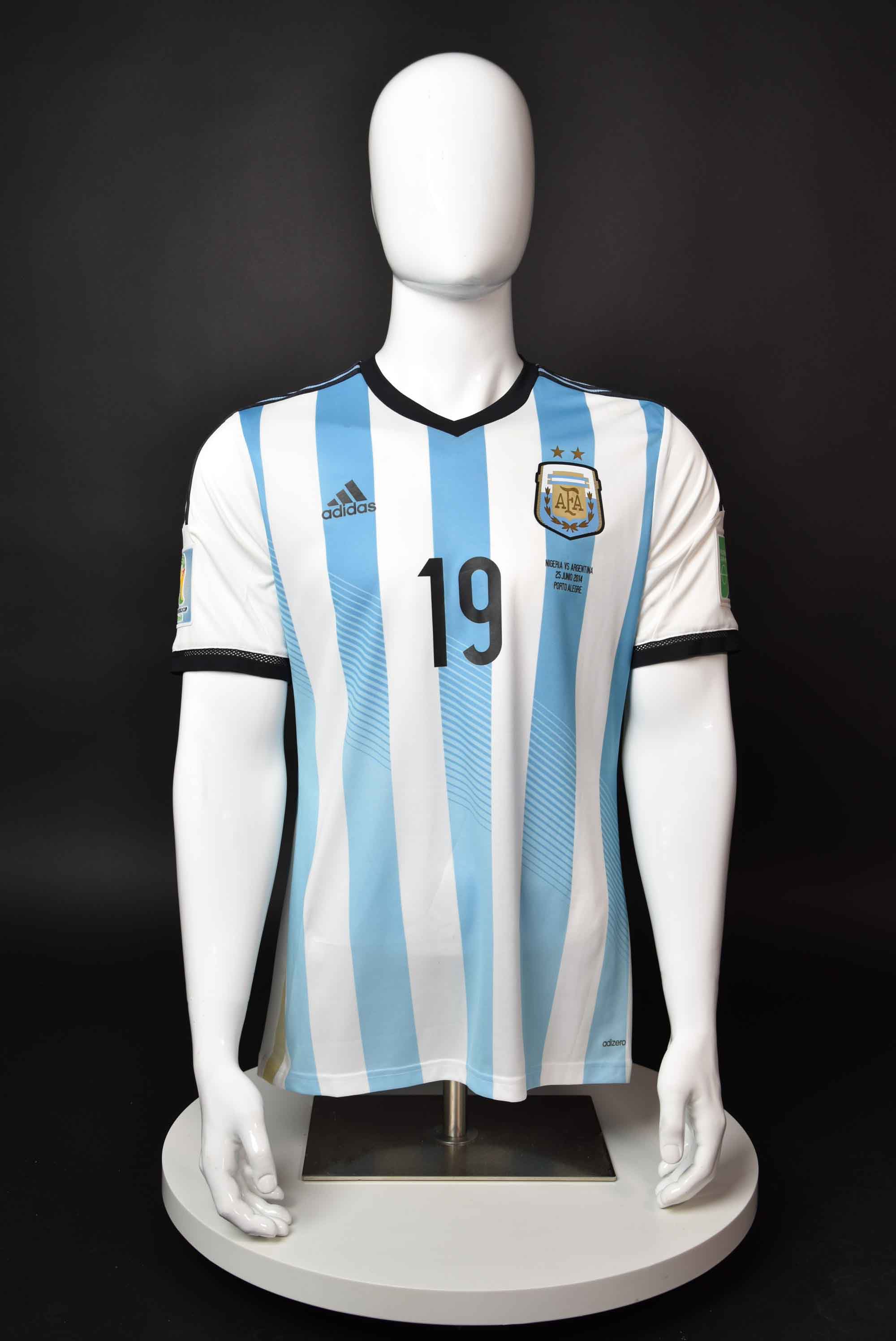 Рикардо Алварез front photo