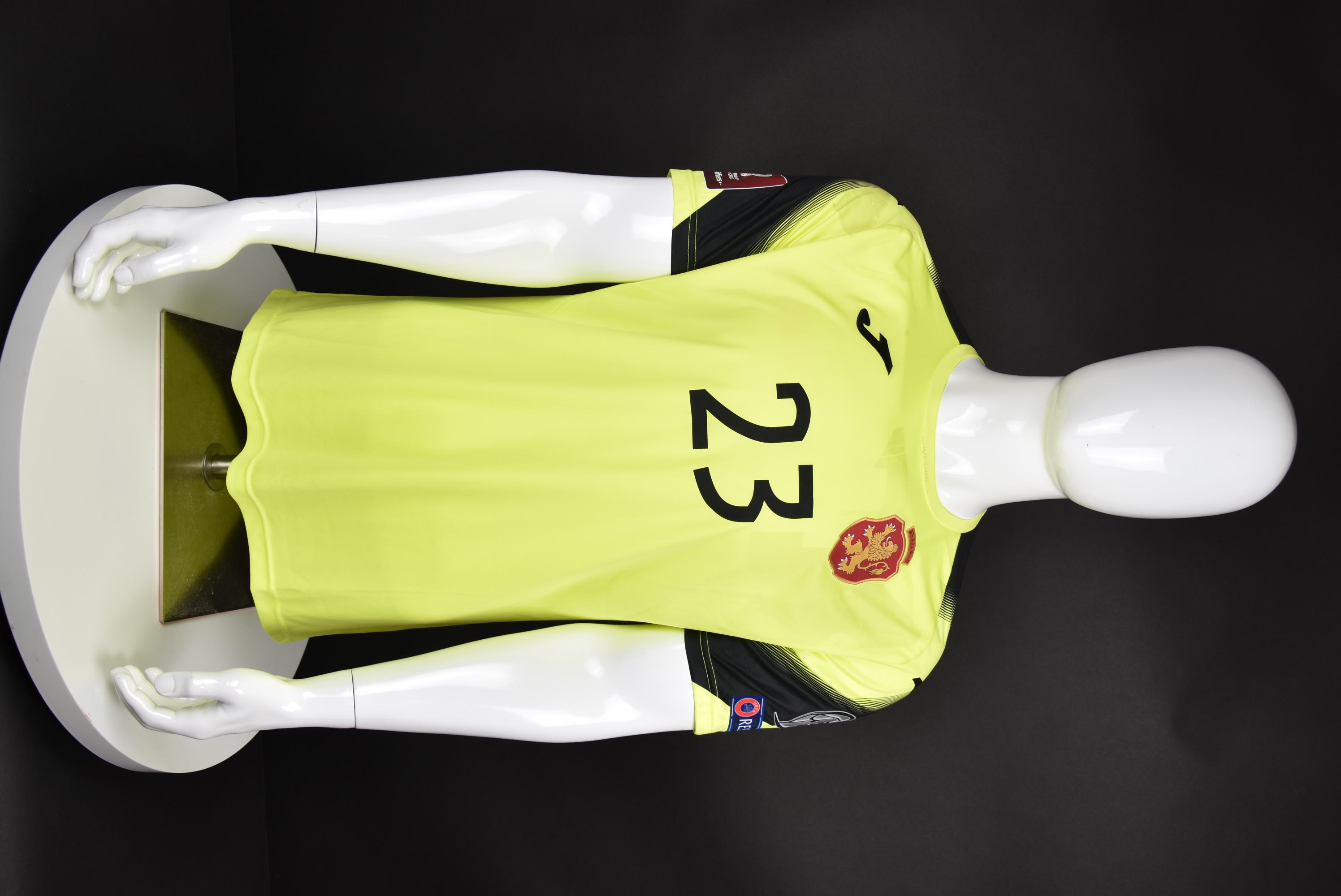 Пламен Илиев front photo