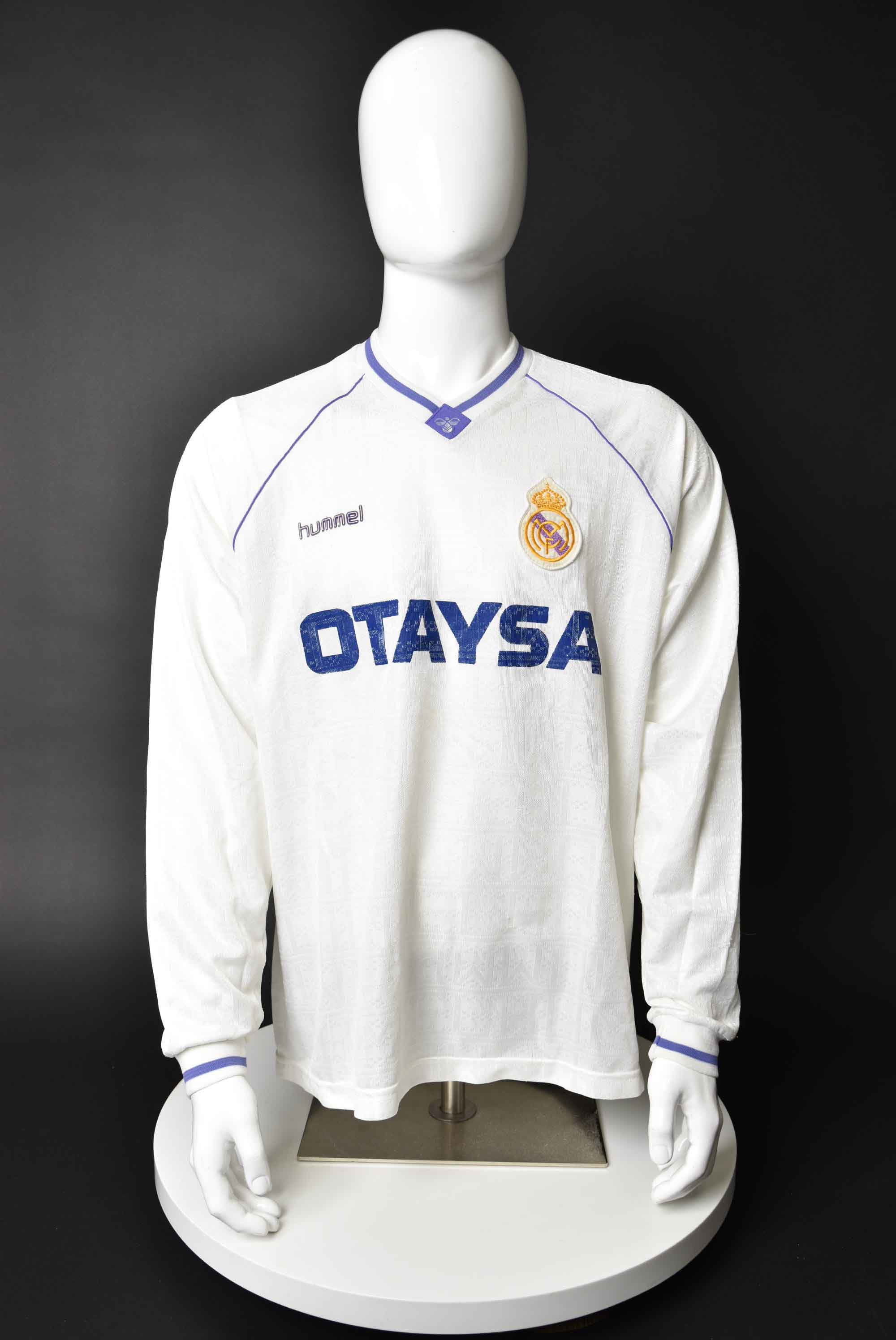 Мичел front photo