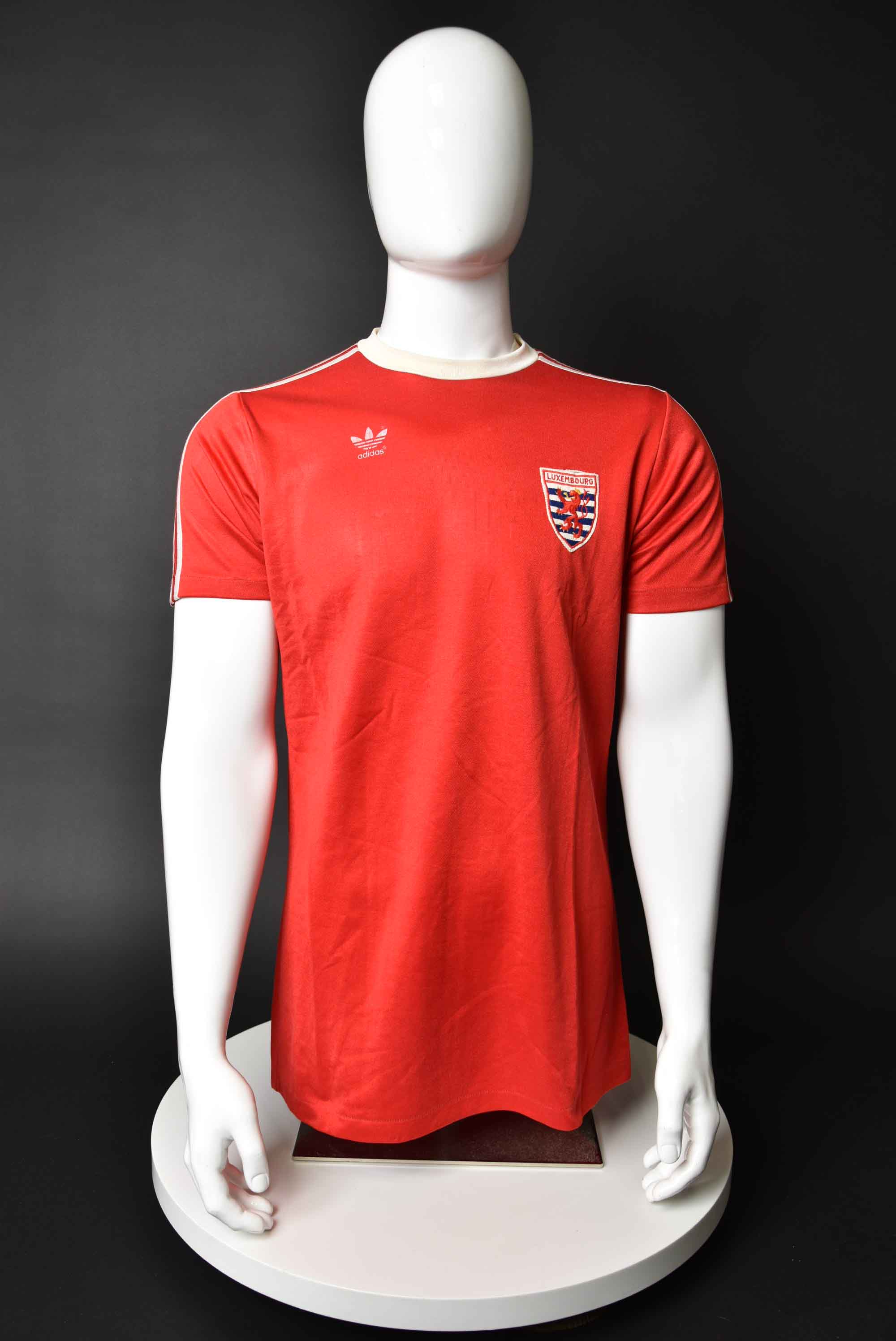 Роби Лангерс front photo