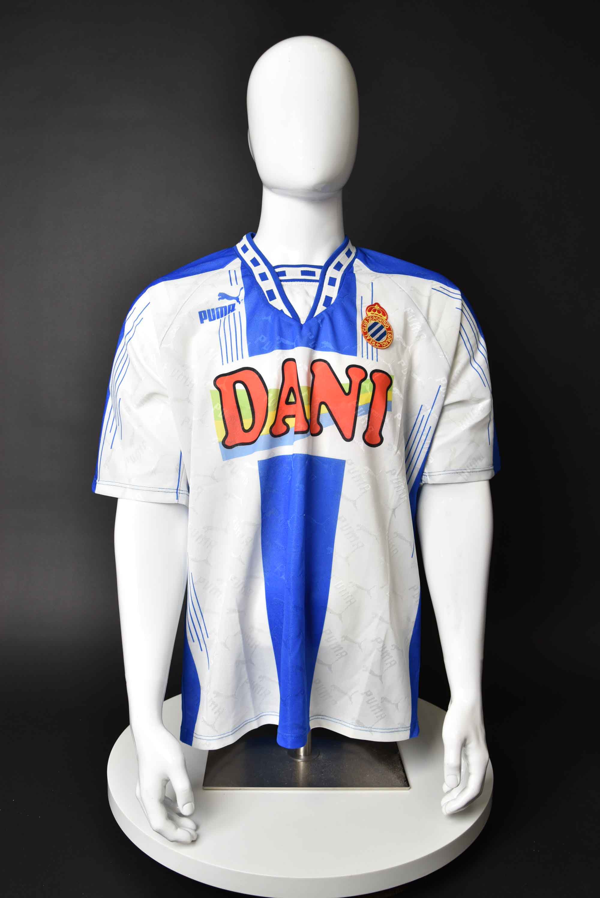 Велко Йотов front photo