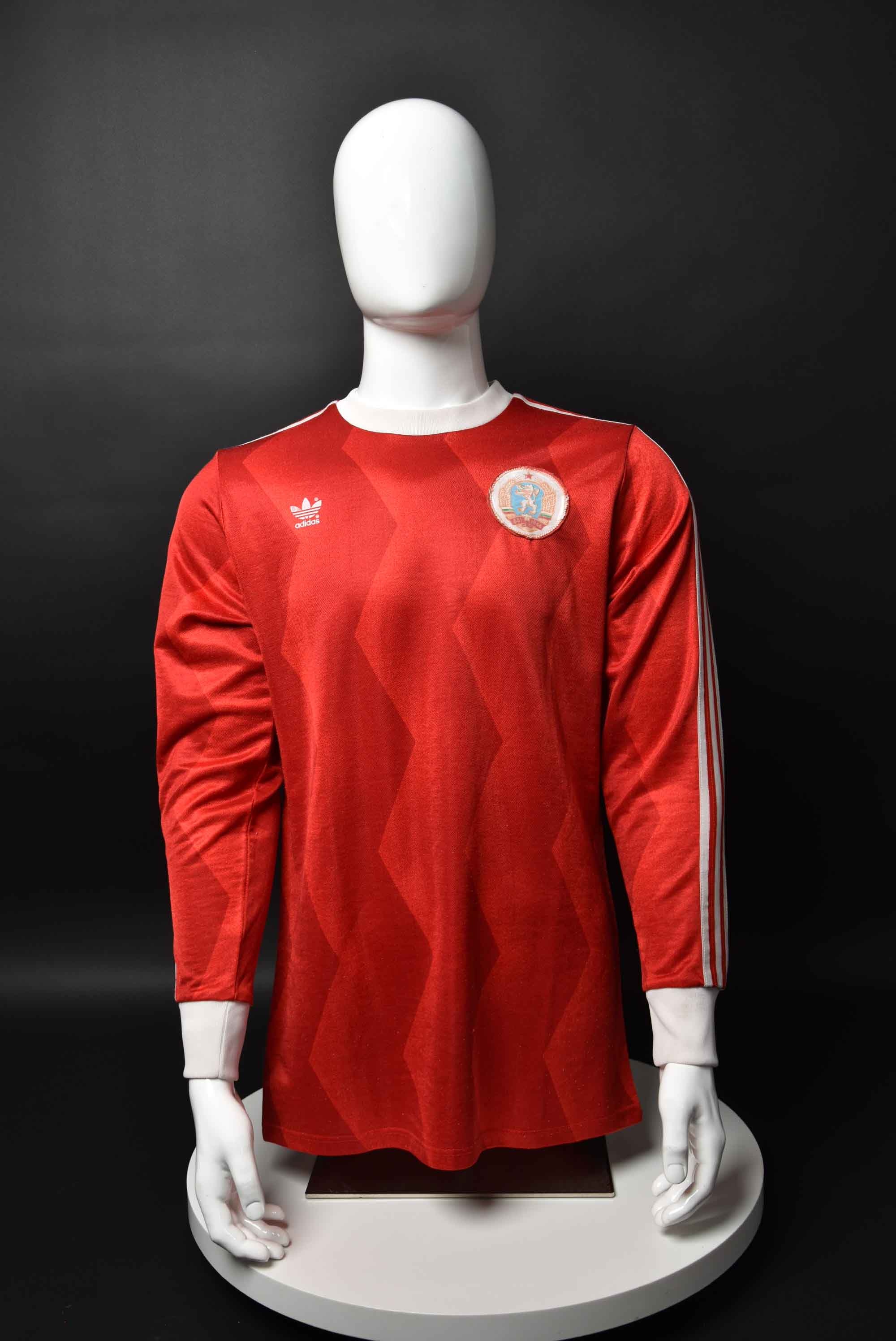 Любослав Пенев front photo