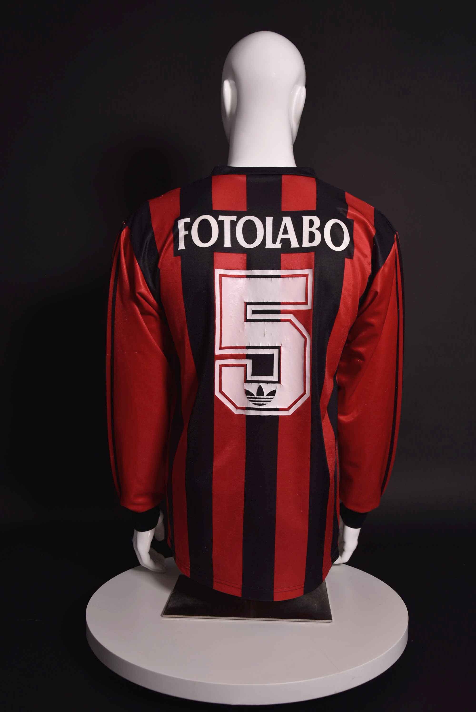 Трифон Иванов back photo