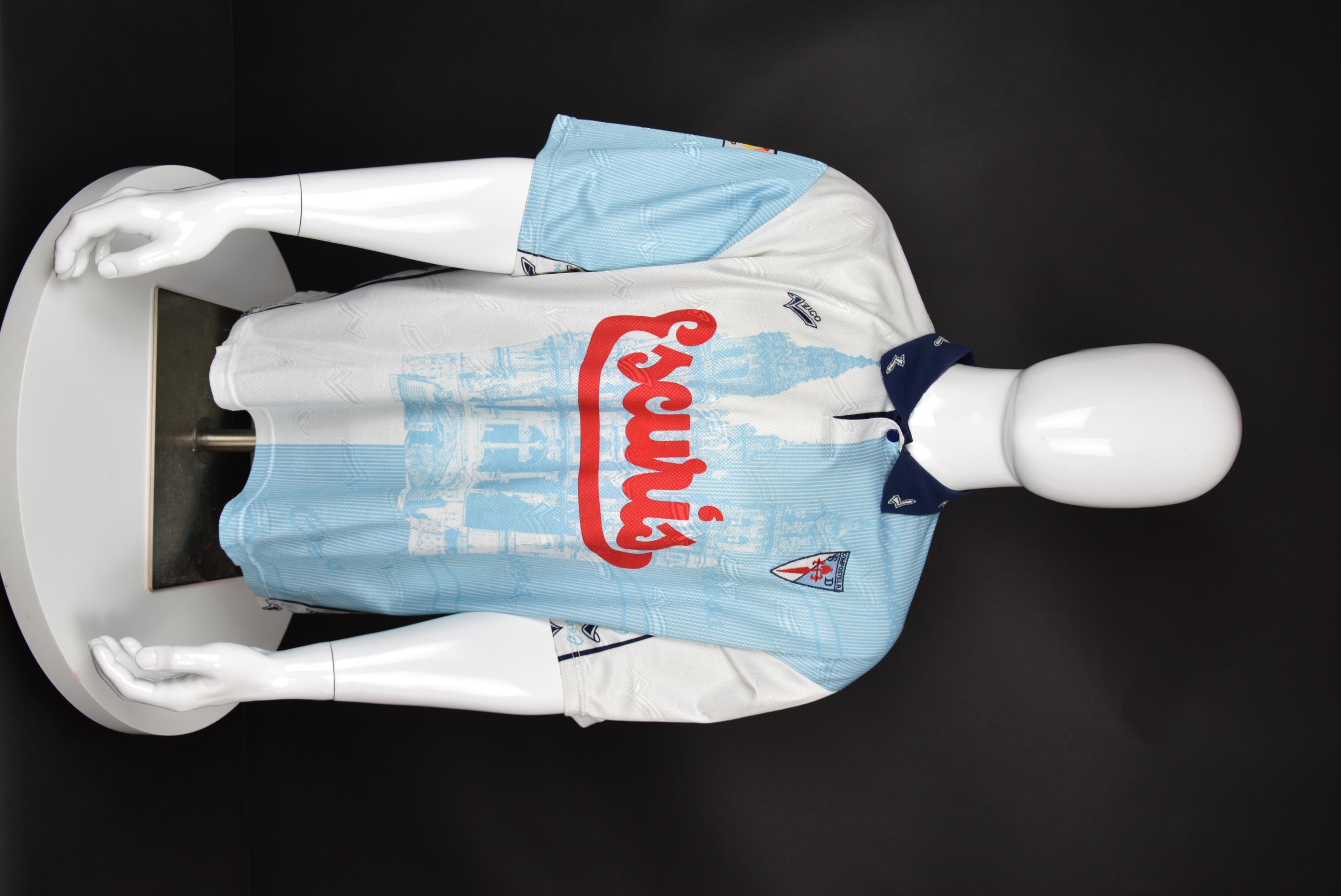 Любослав Пенев front photo