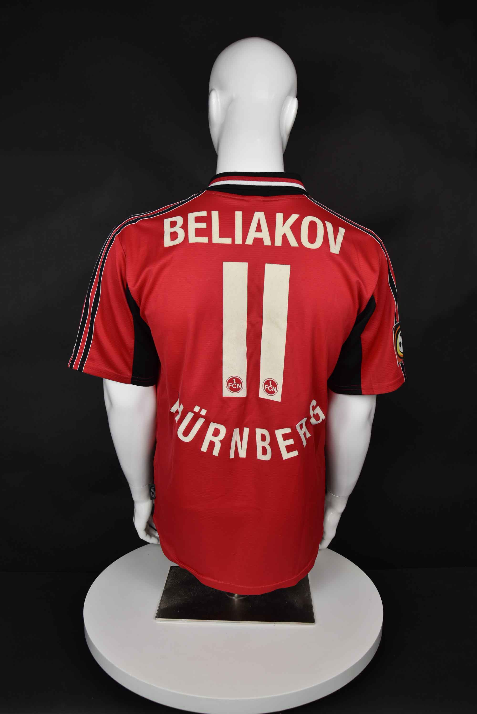 Димчо Беляков back photo