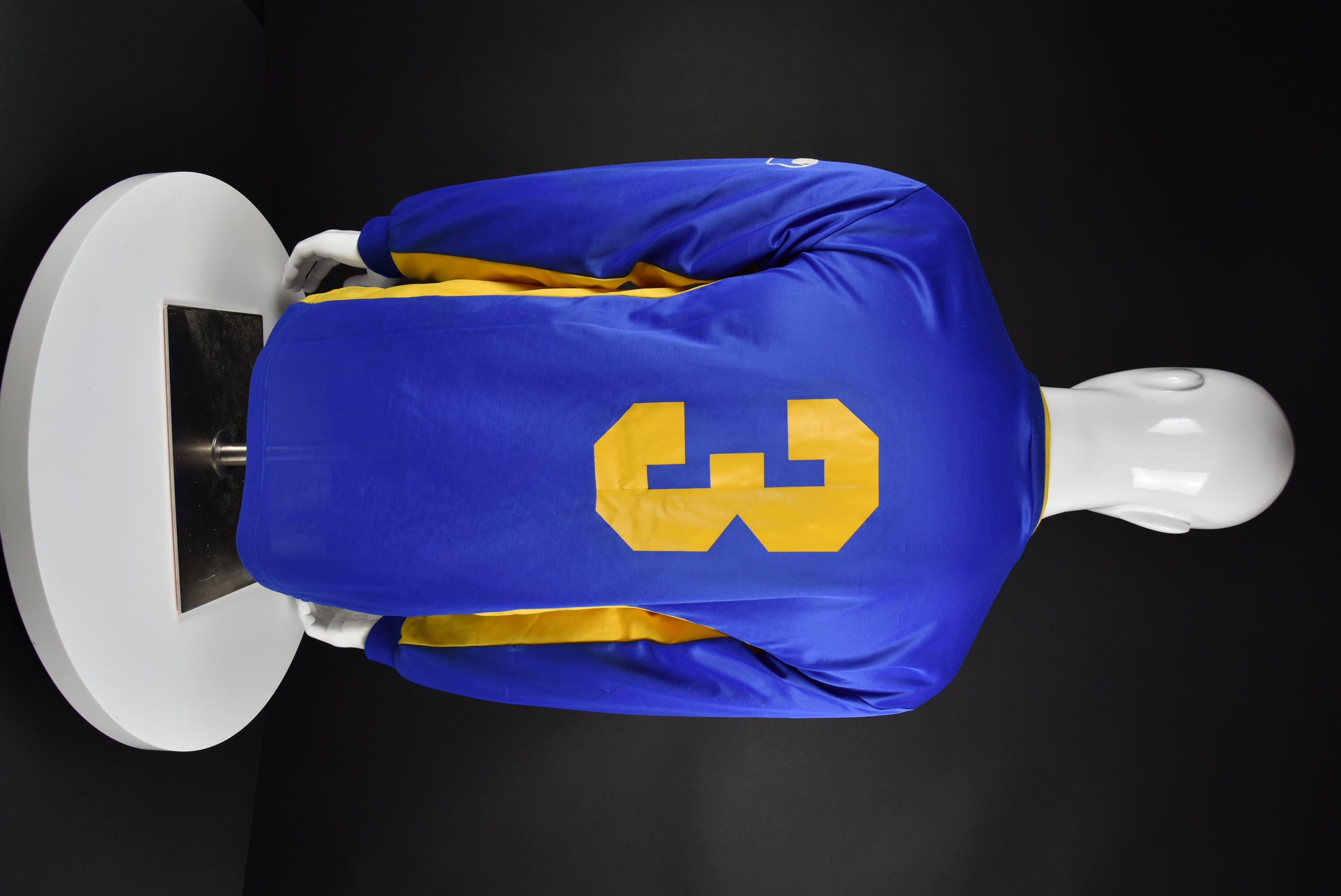 Живко Атанасов back photo