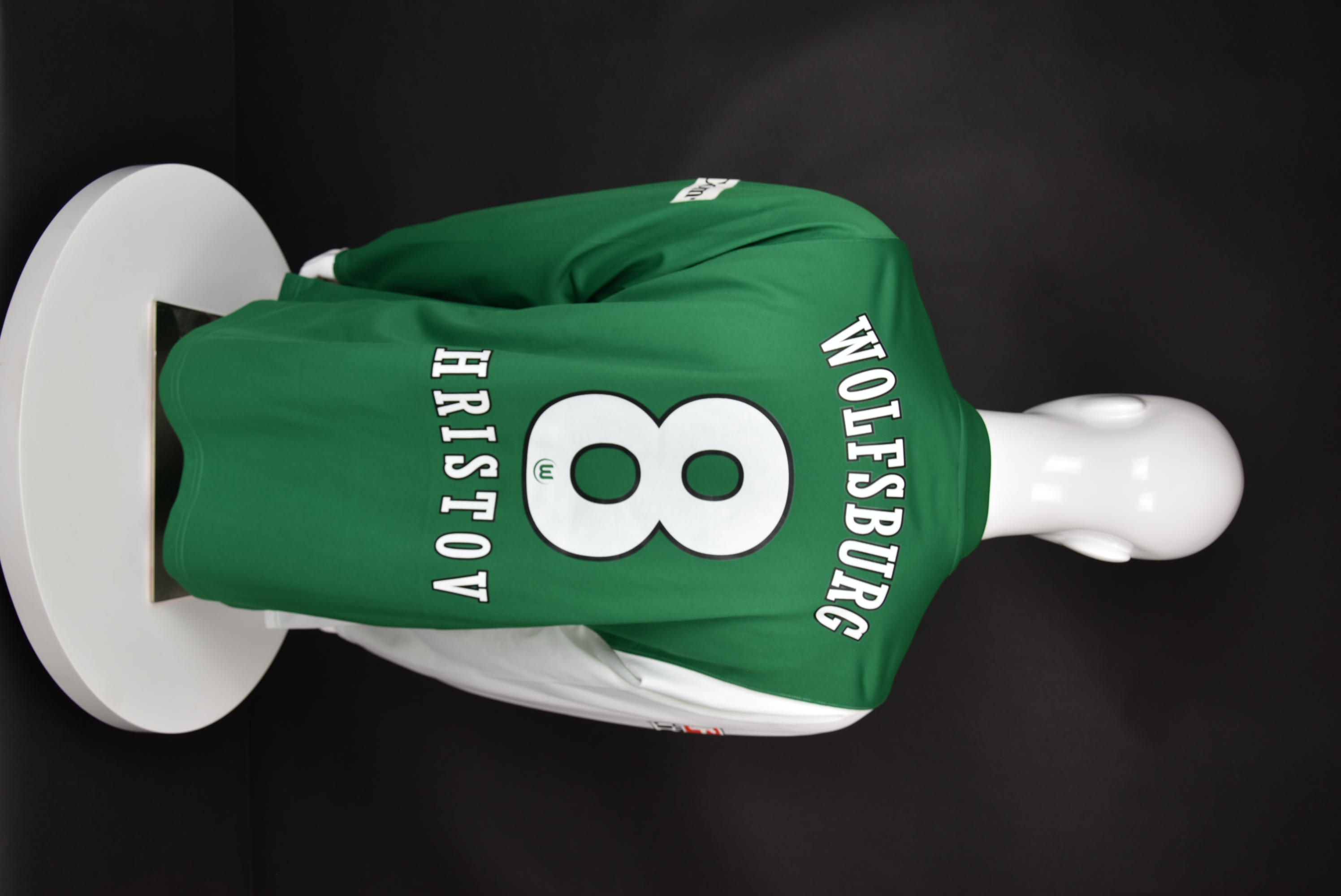 Мариян Христов back photo