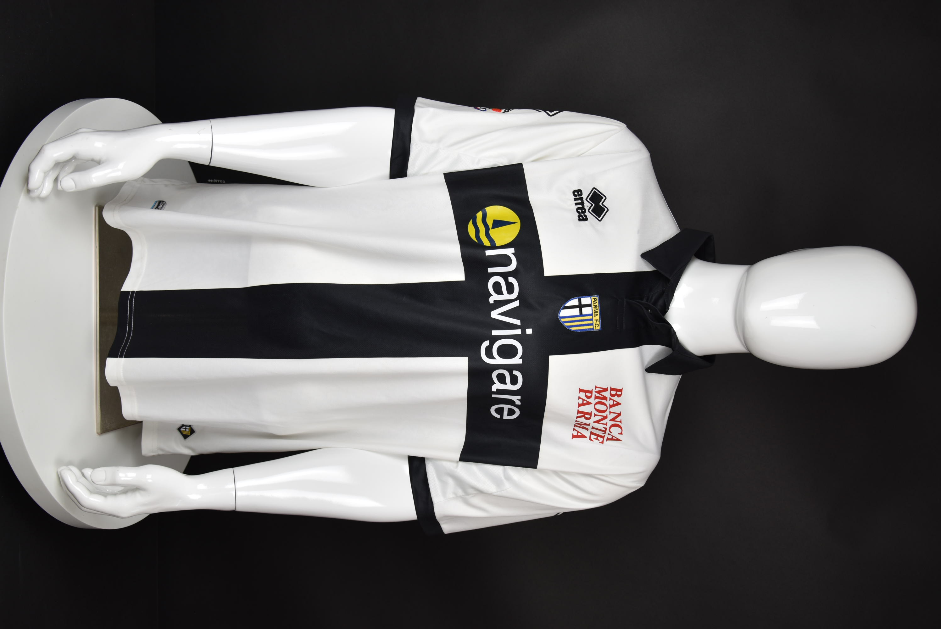 Валери Божинов front photo