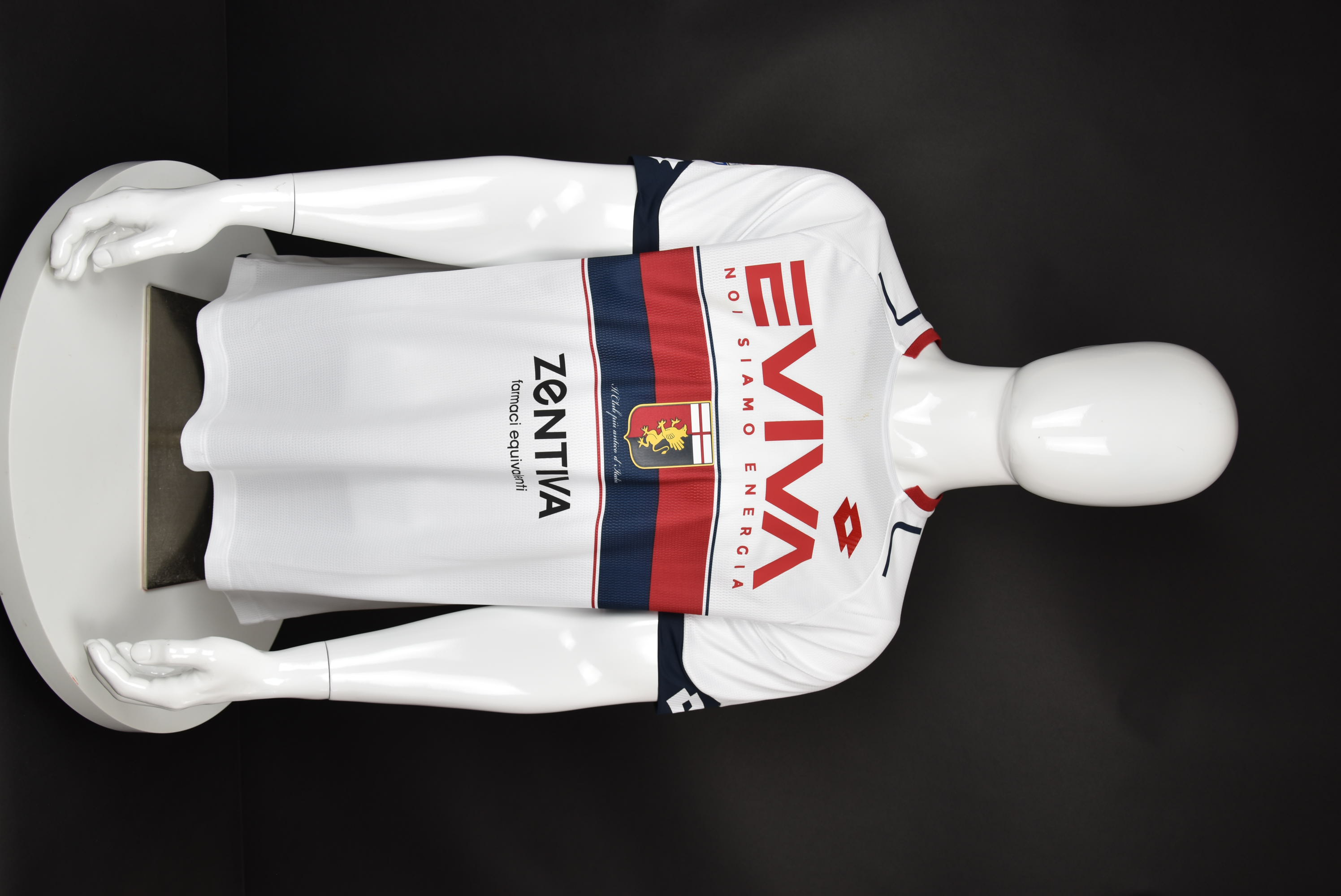 Андрей Гълъбинов front photo