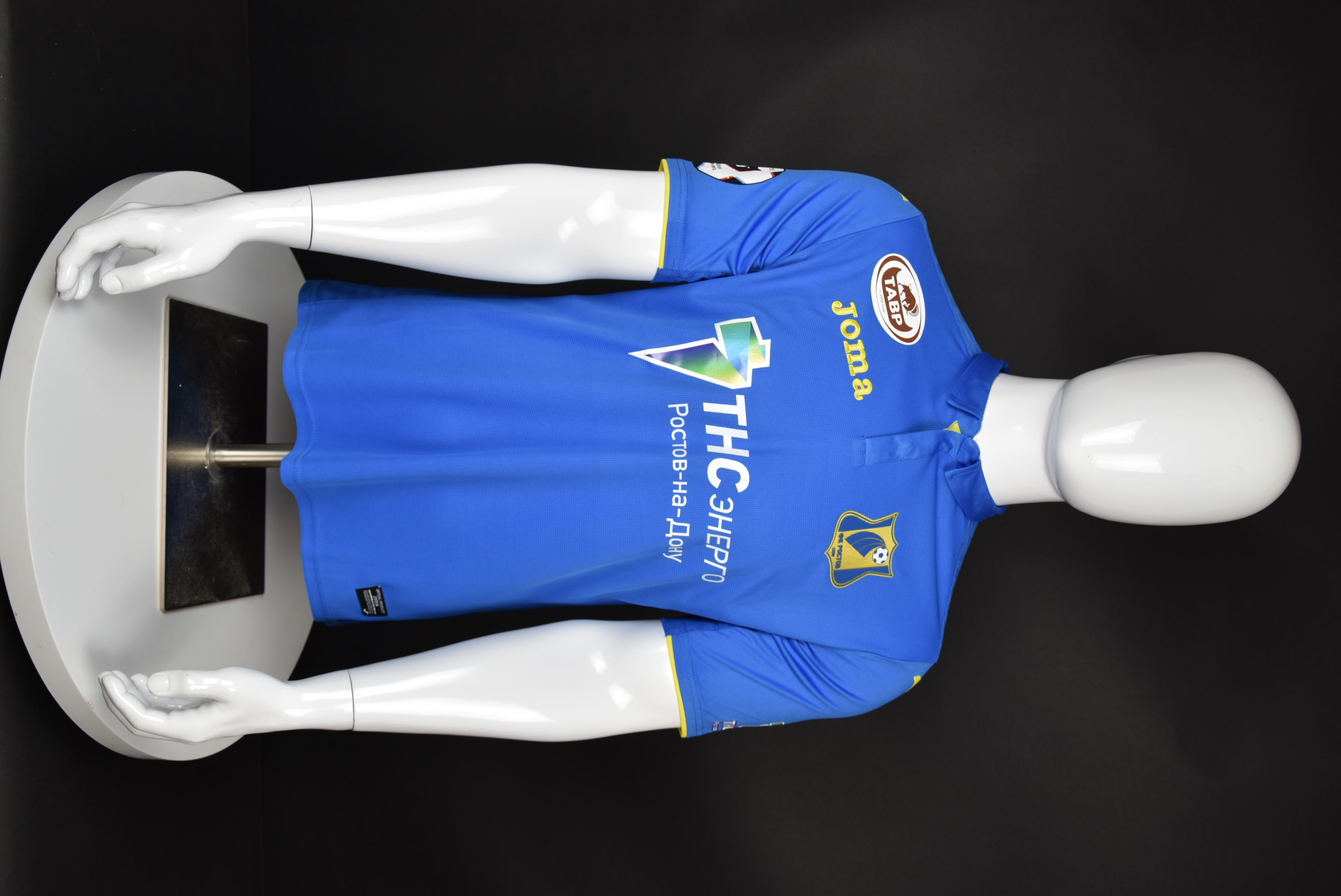 Ивелин Попов front photo