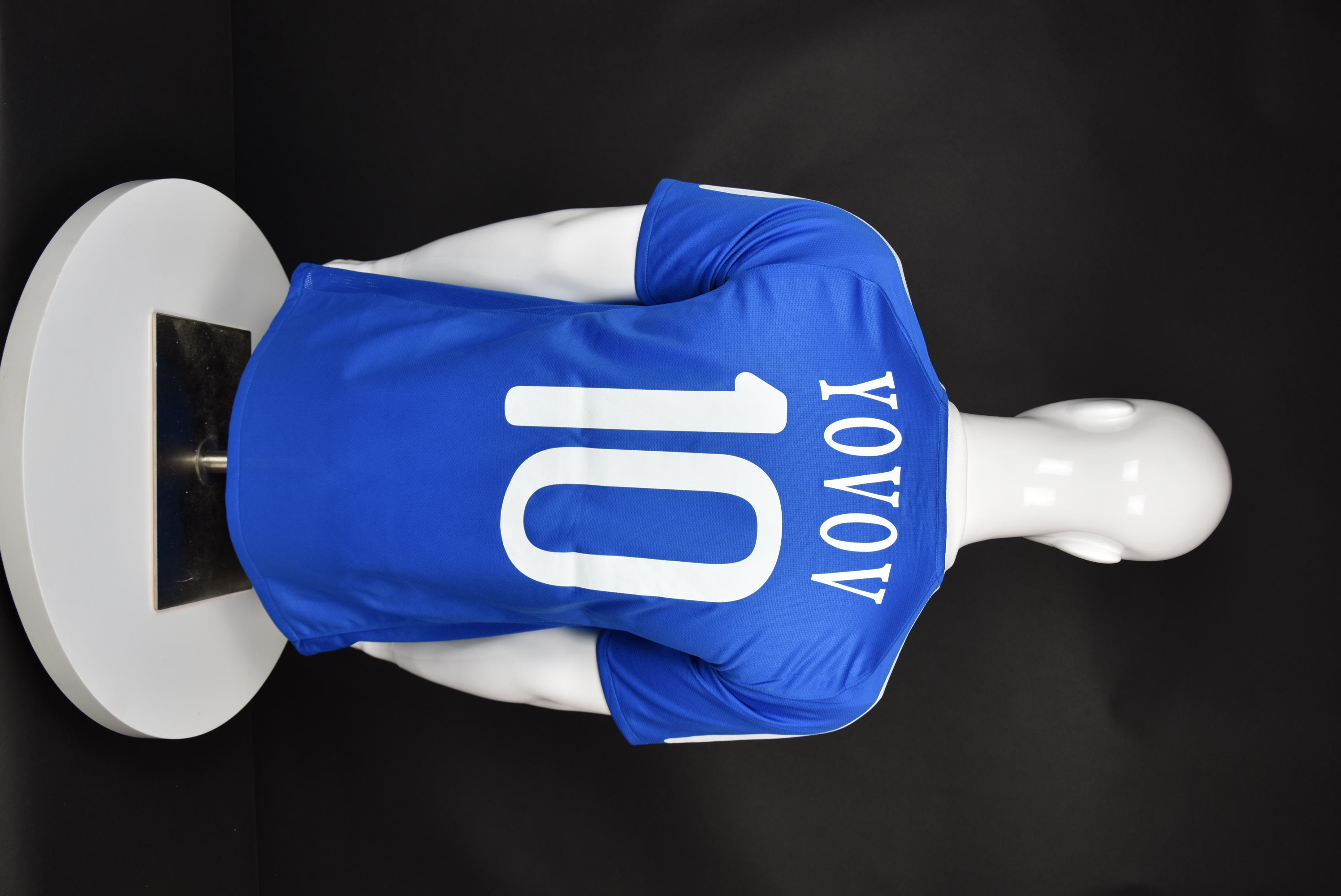 Христо Йовов back photo