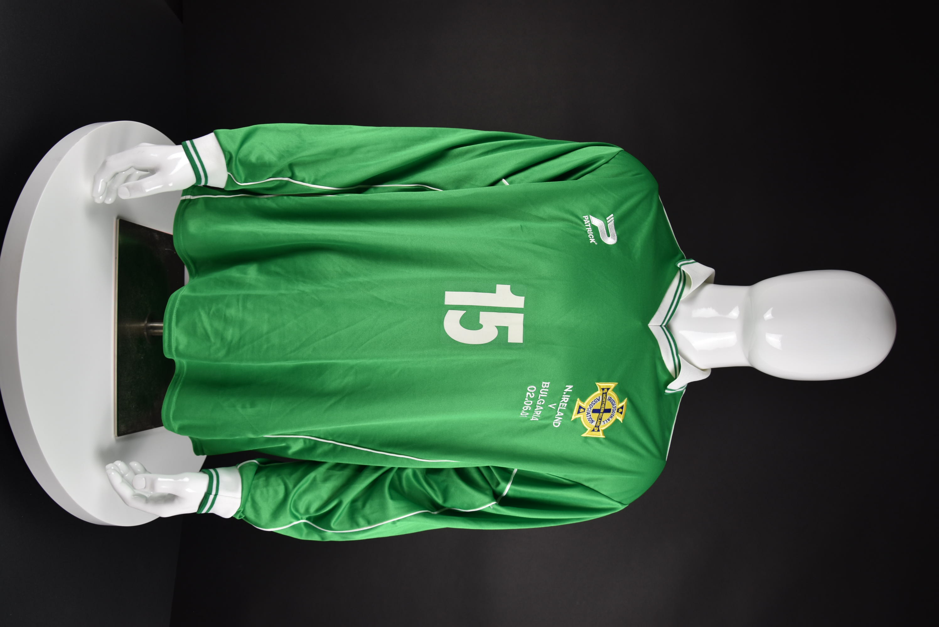 Джеймс Куин front photo