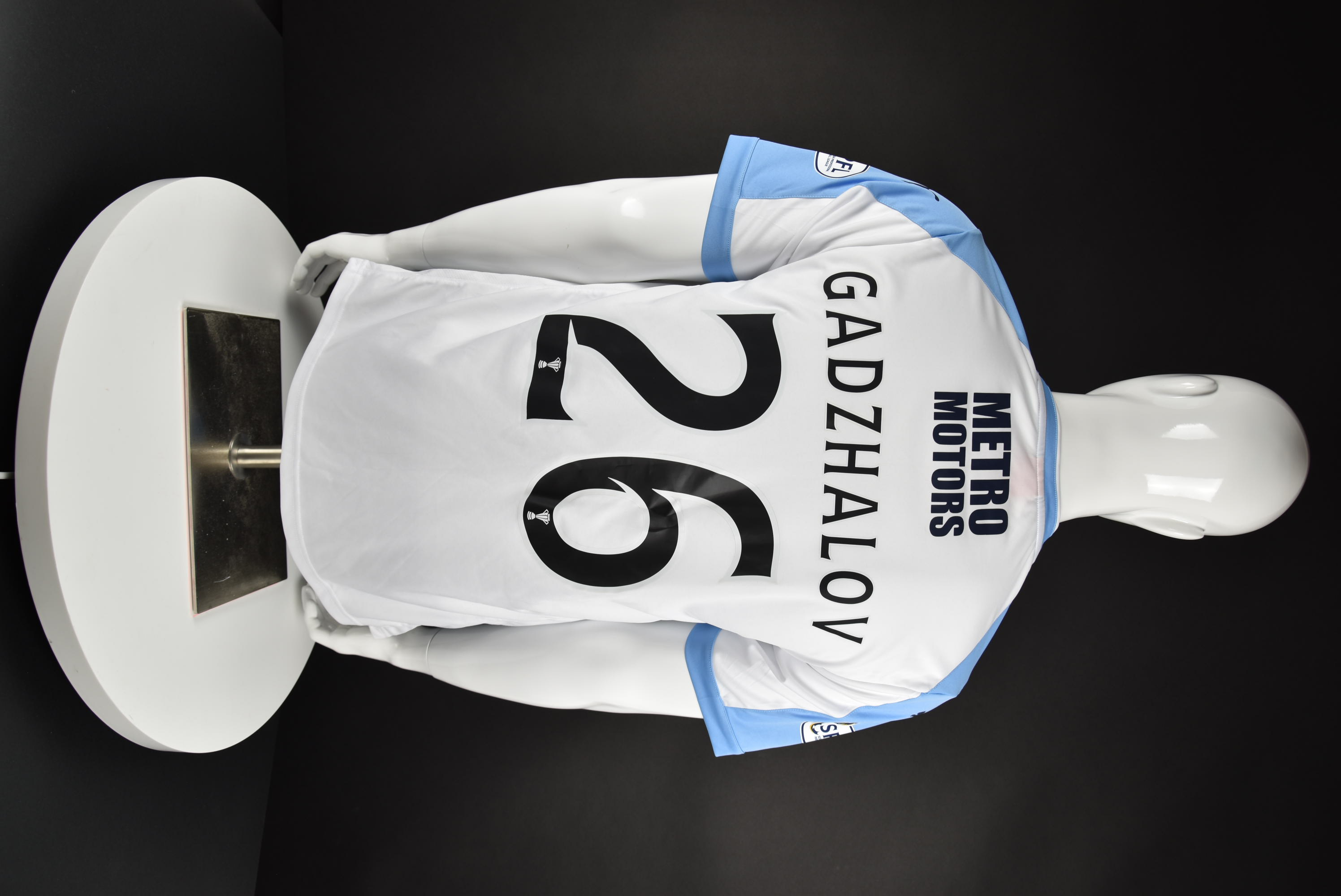 Костадин Гаджалов back photo