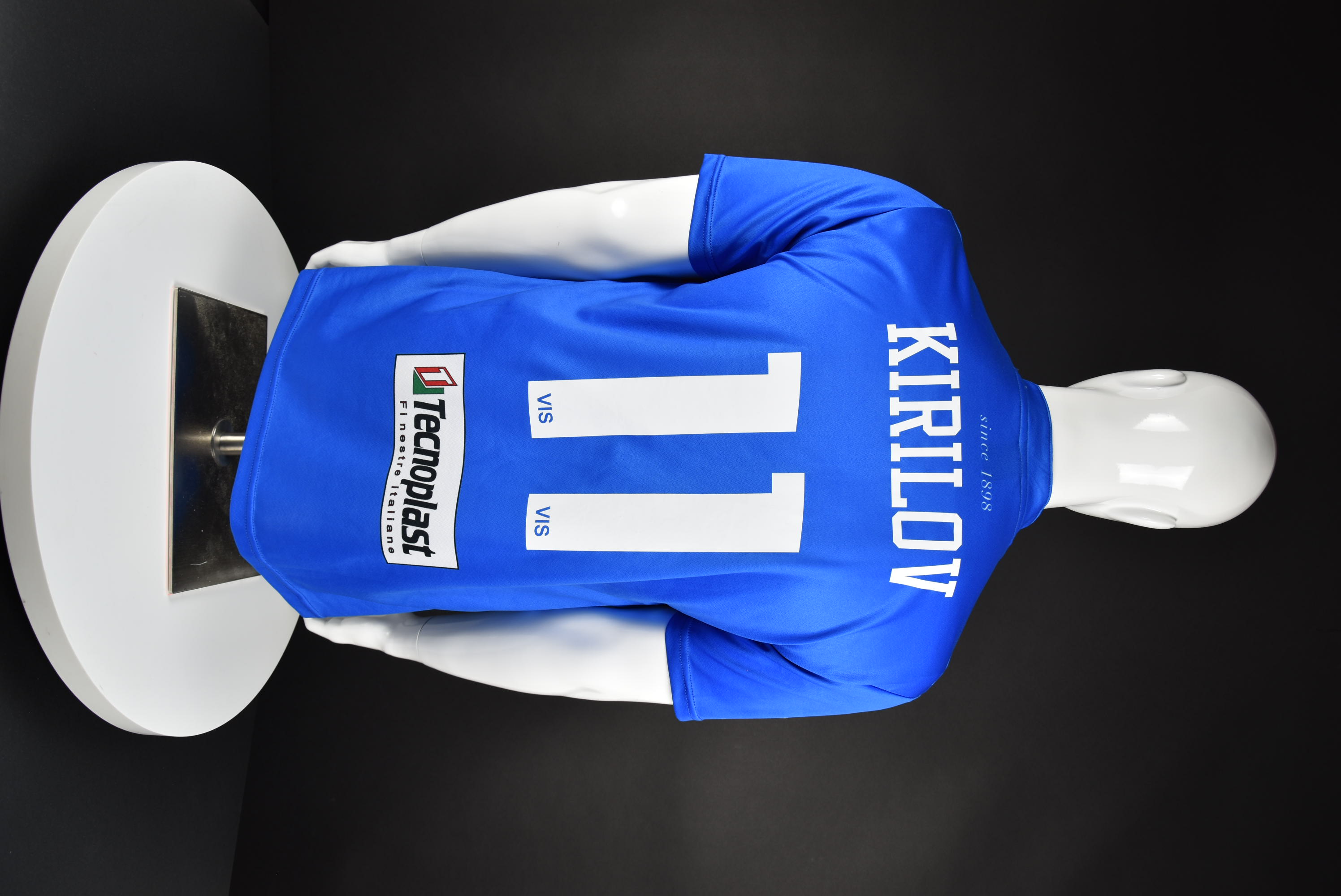 Радослав Кирилов back photo