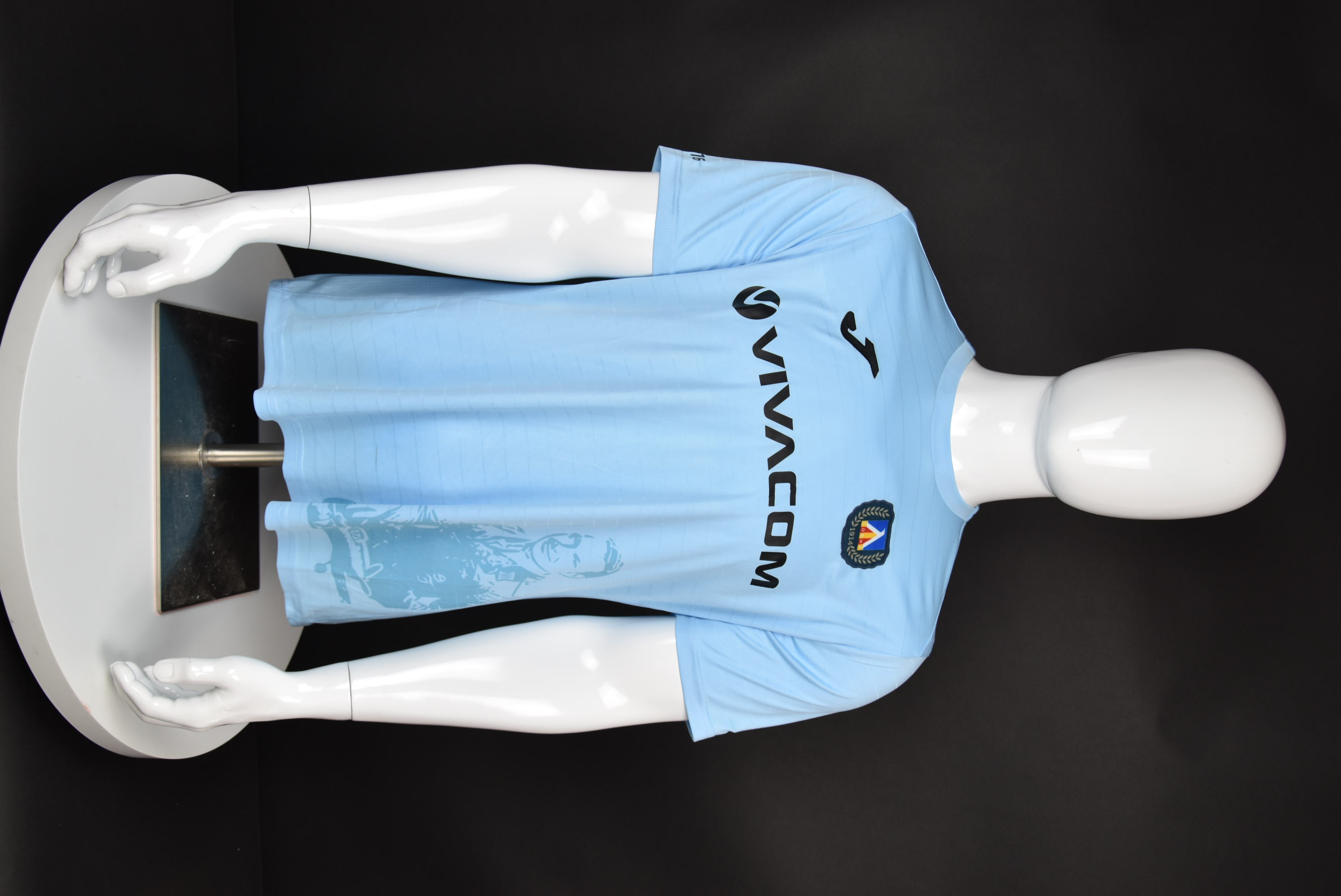 Илиан Мицански front photo