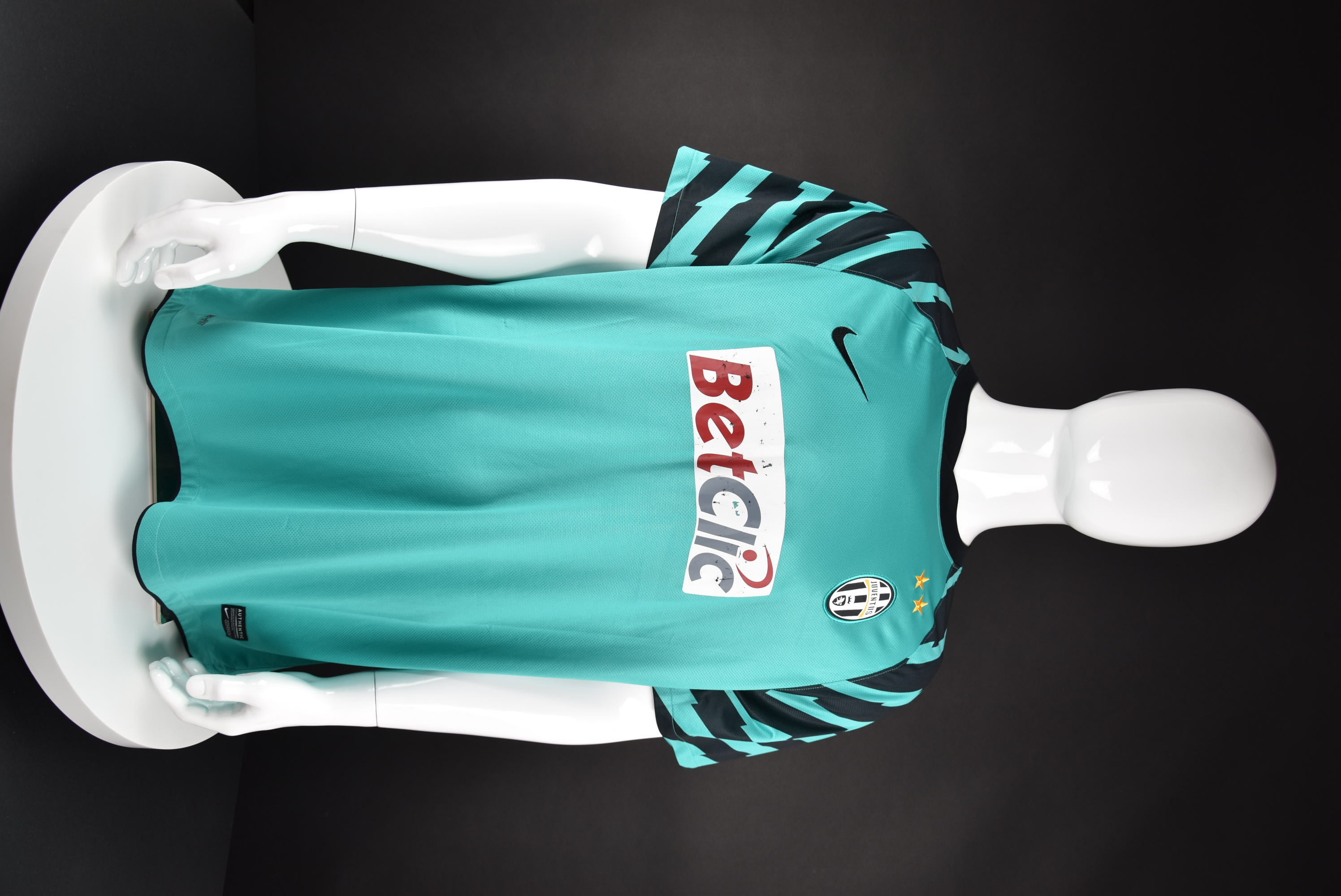 Марио Кирев front photo