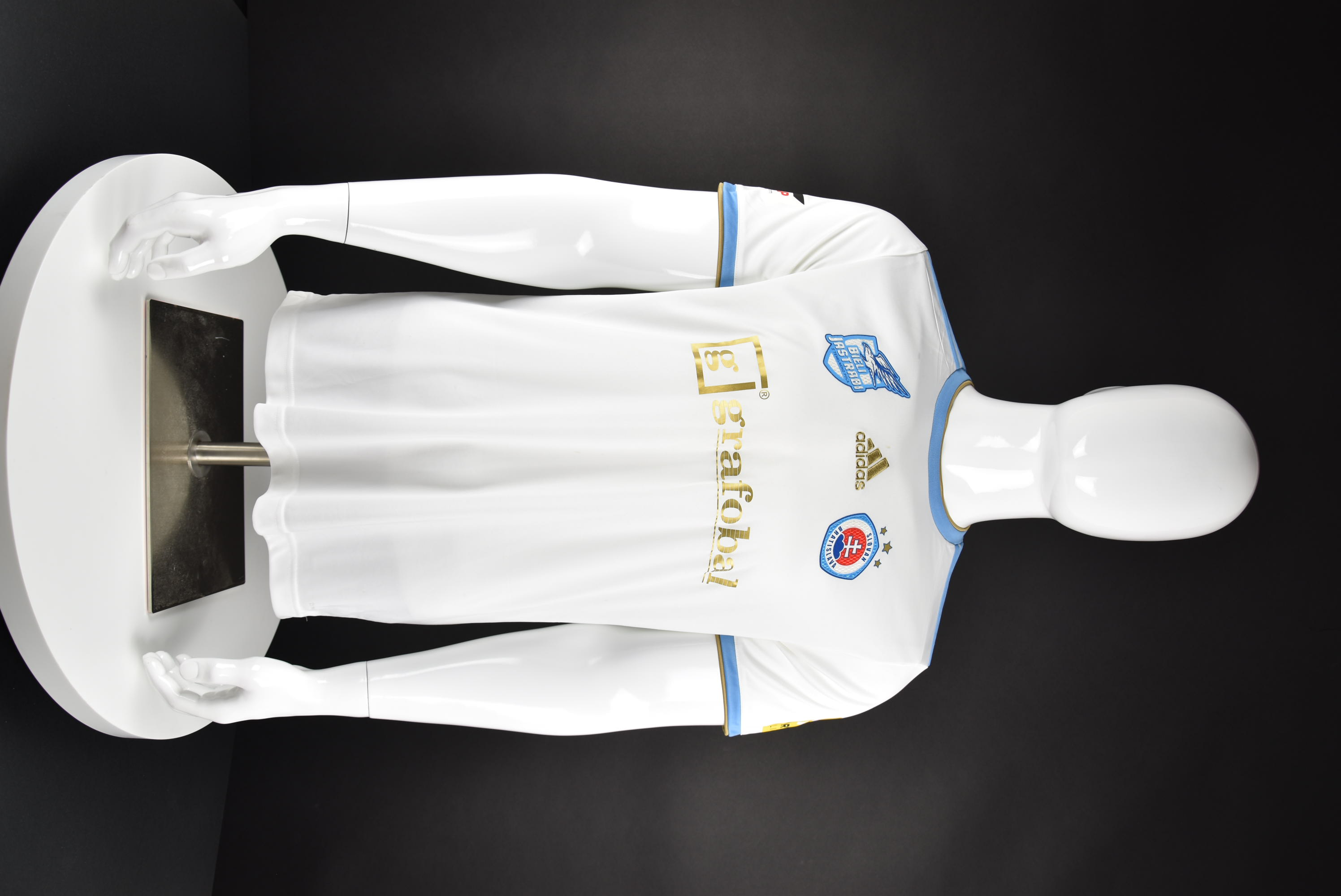 Васил Божиков front photo