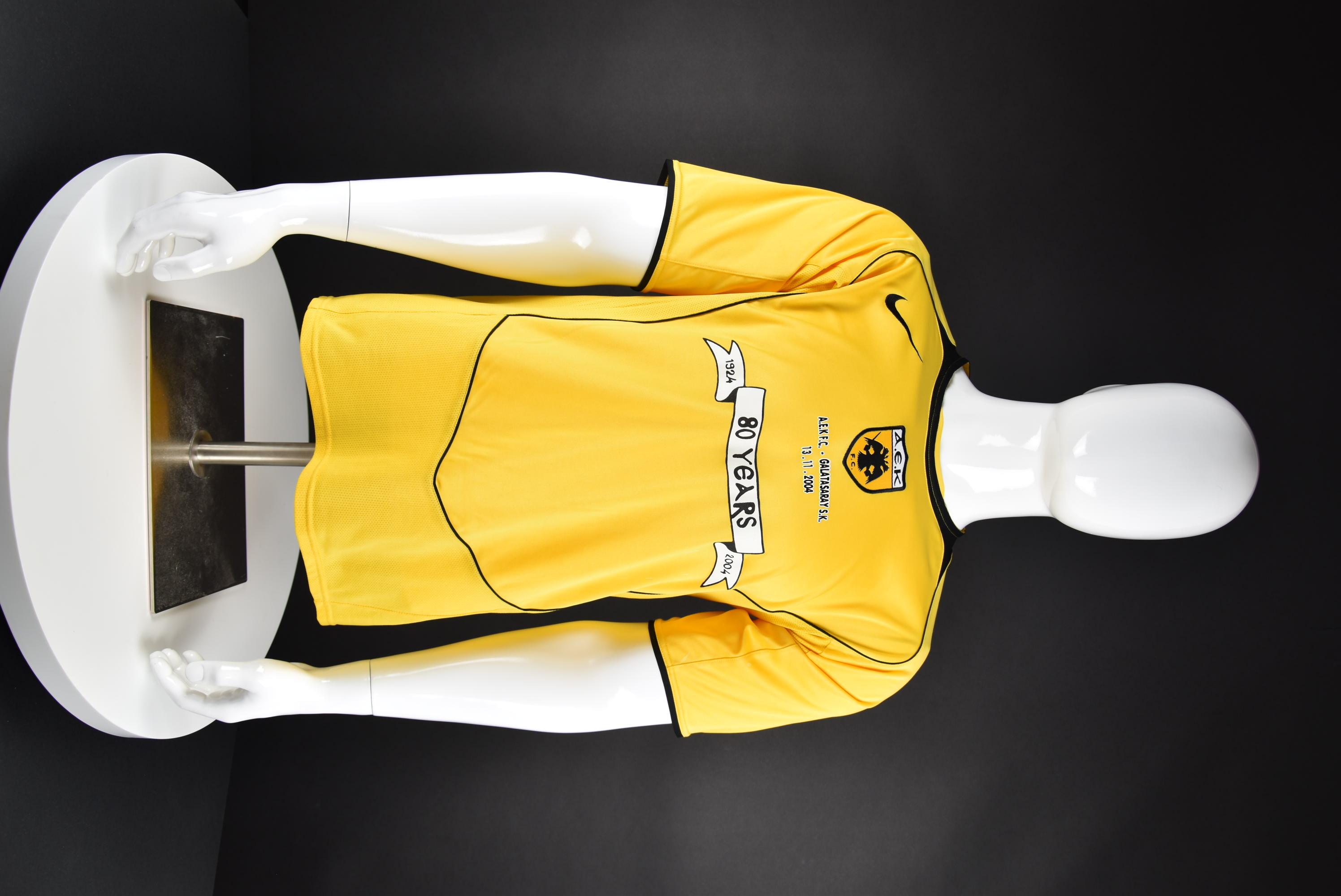 Милен Петков front photo