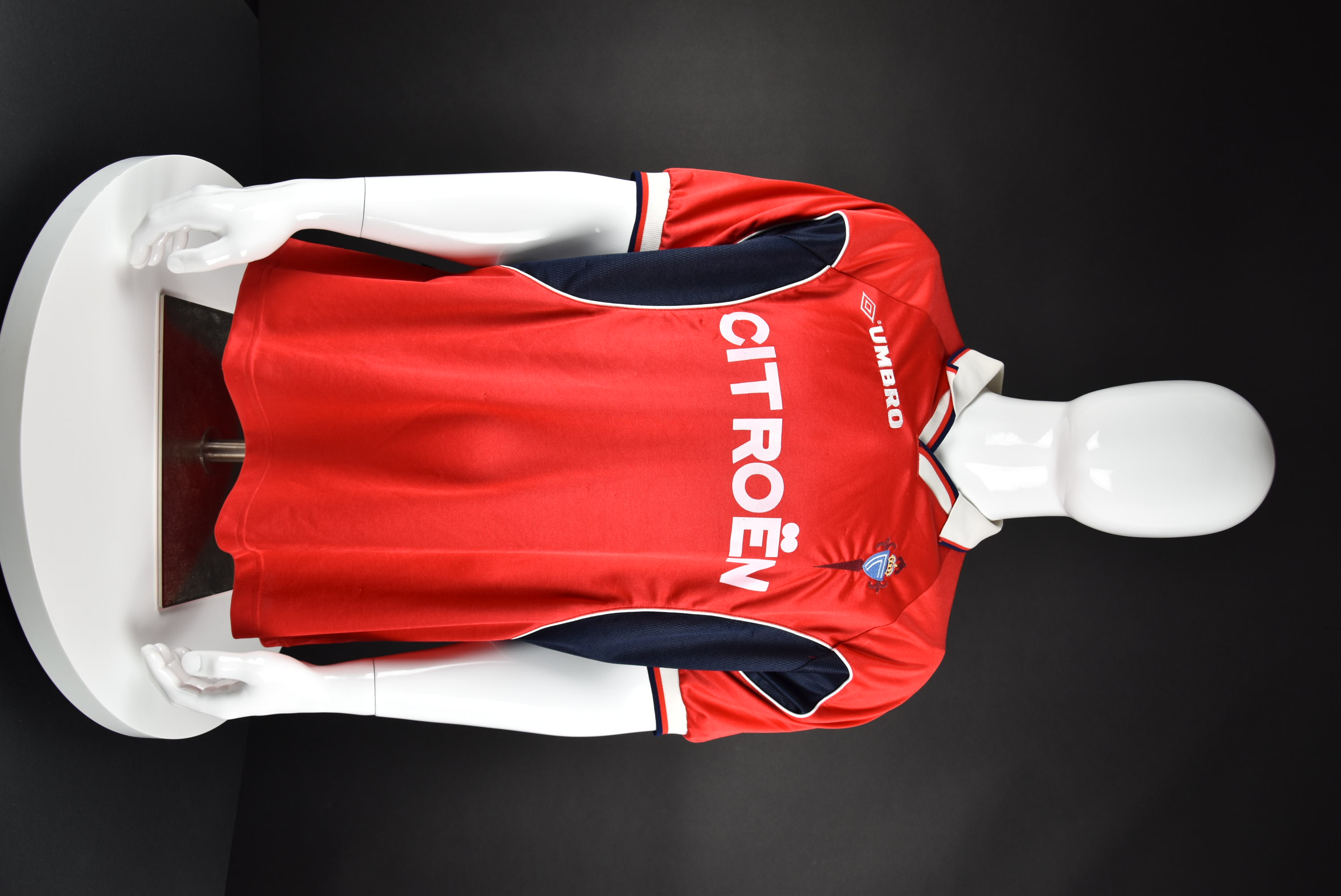 Любослав Пенев front photo