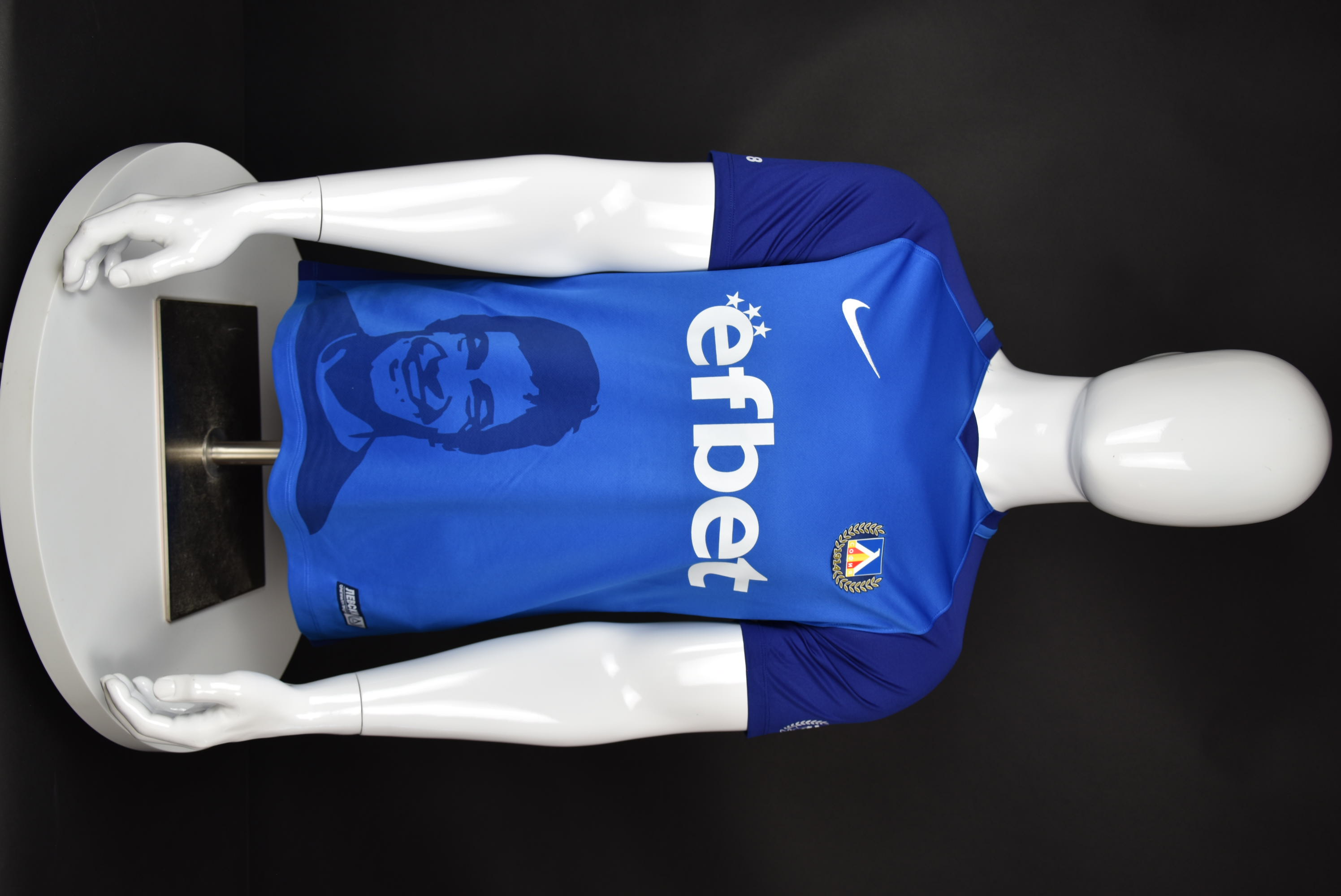 Валери Божинов front photo