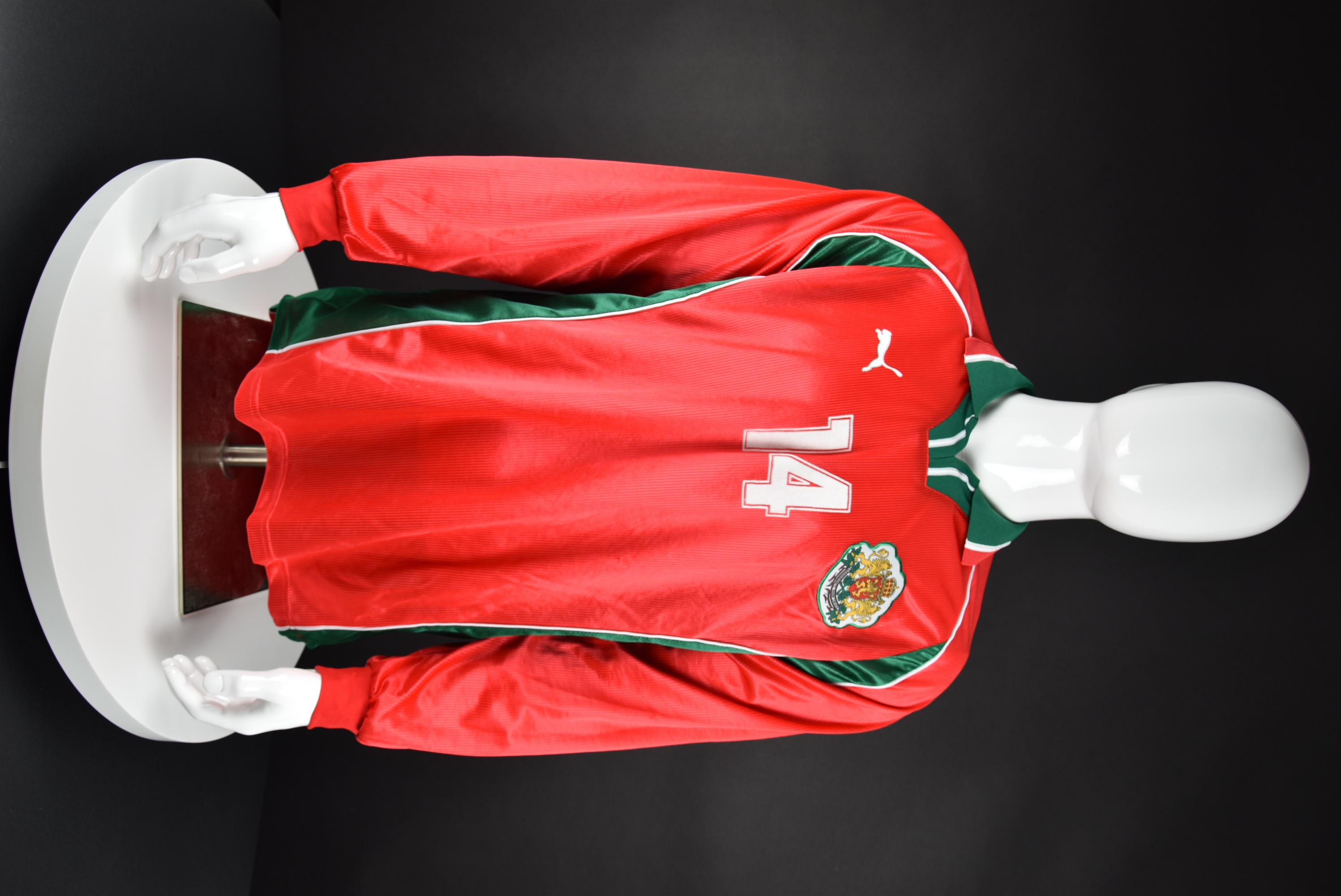 Анатоли Нанков front photo