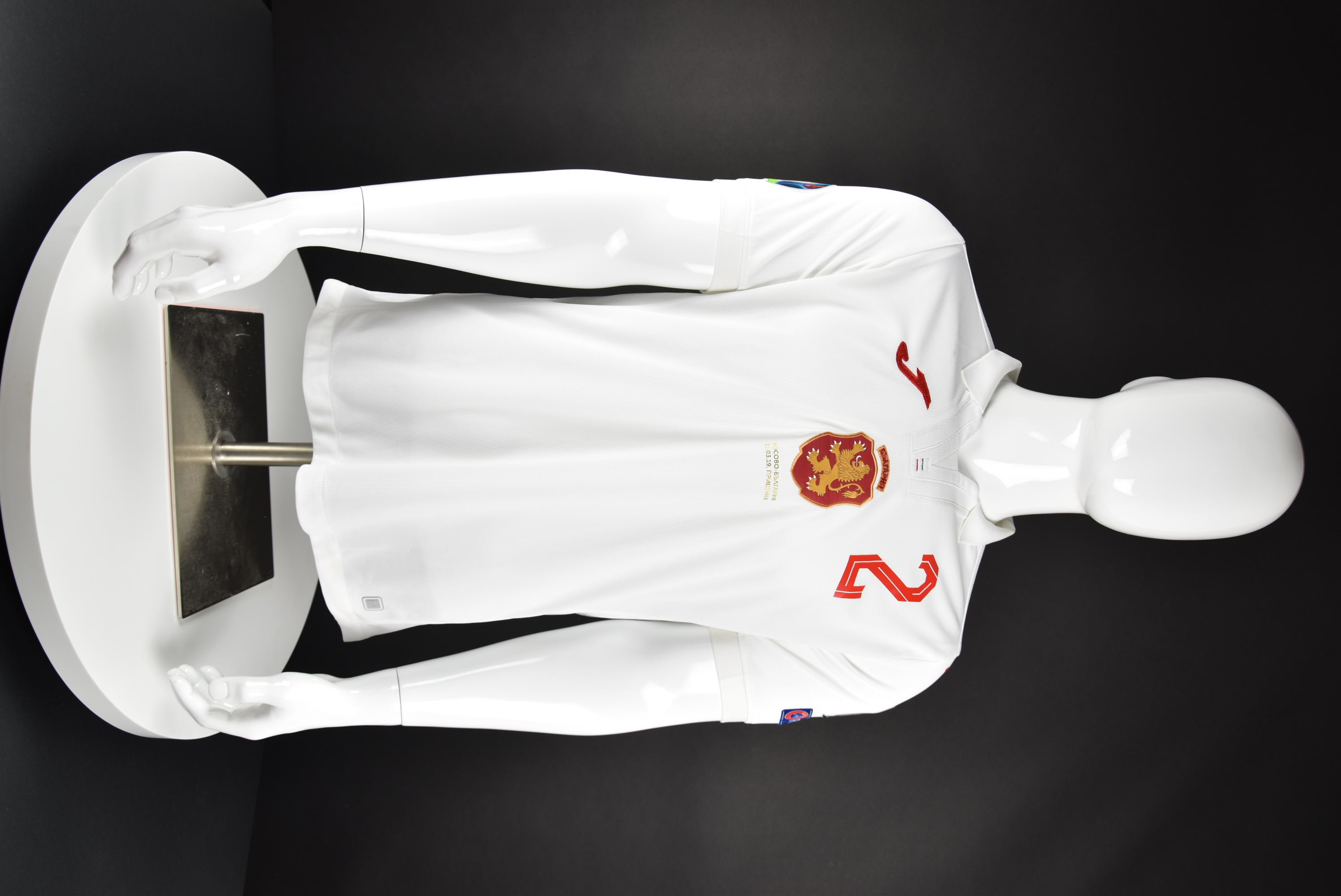 Страхил Попов front photo