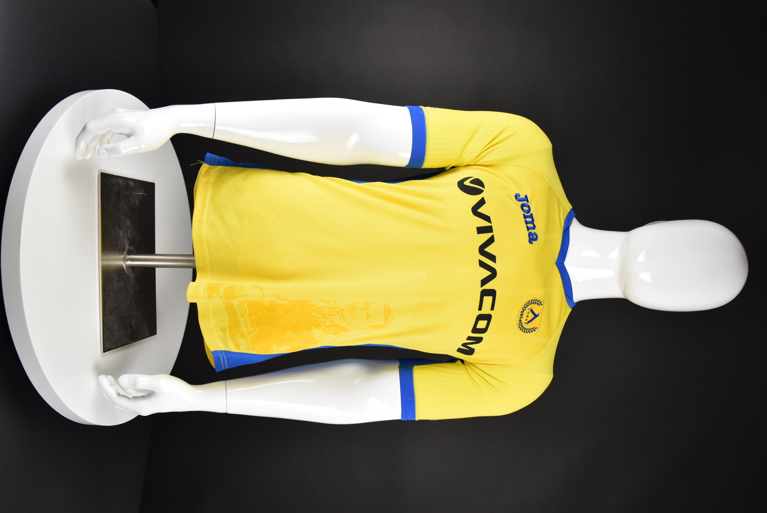 Живко Миланов front photo