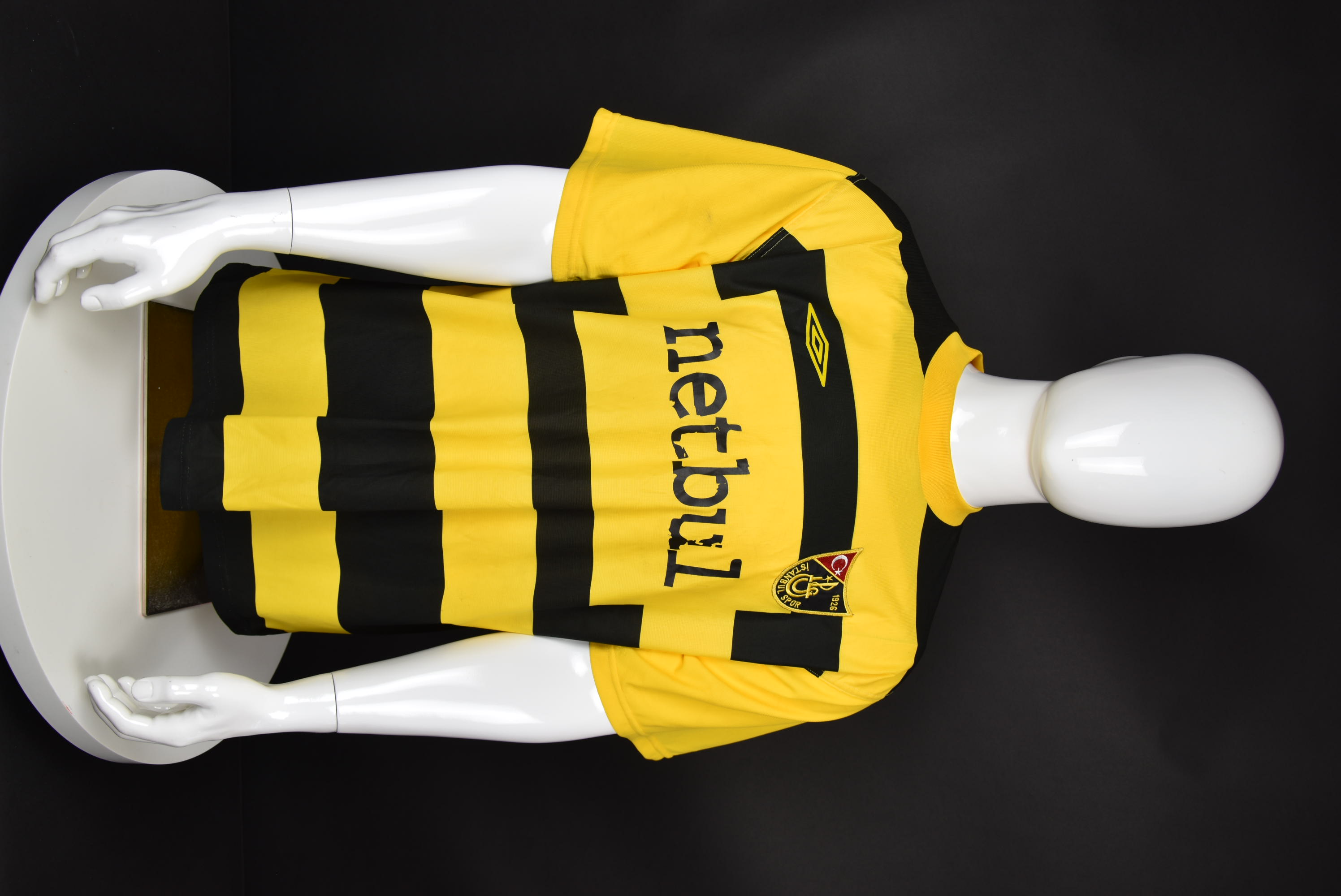 Александър Александров front photo