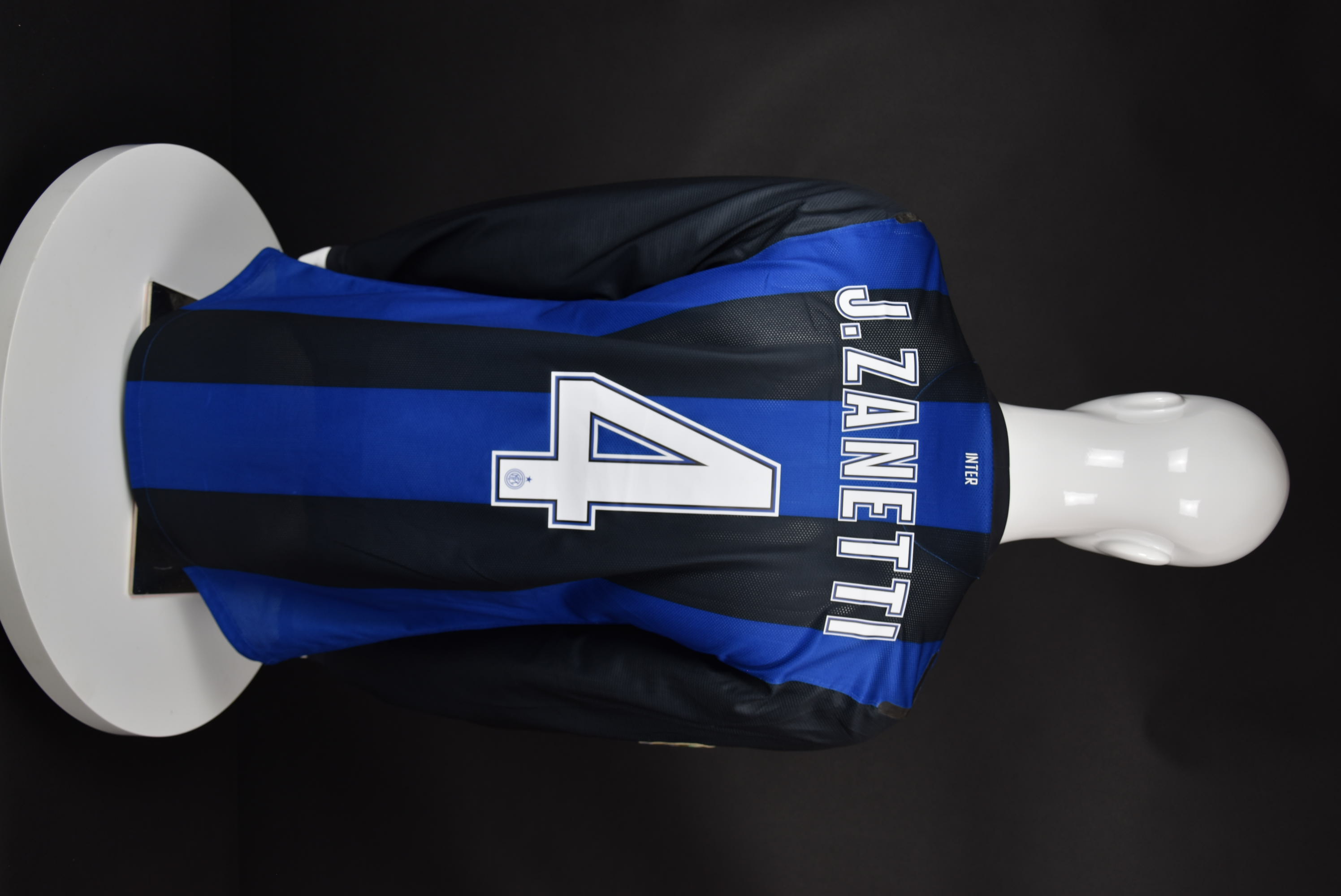 Хавиер Санети back photo