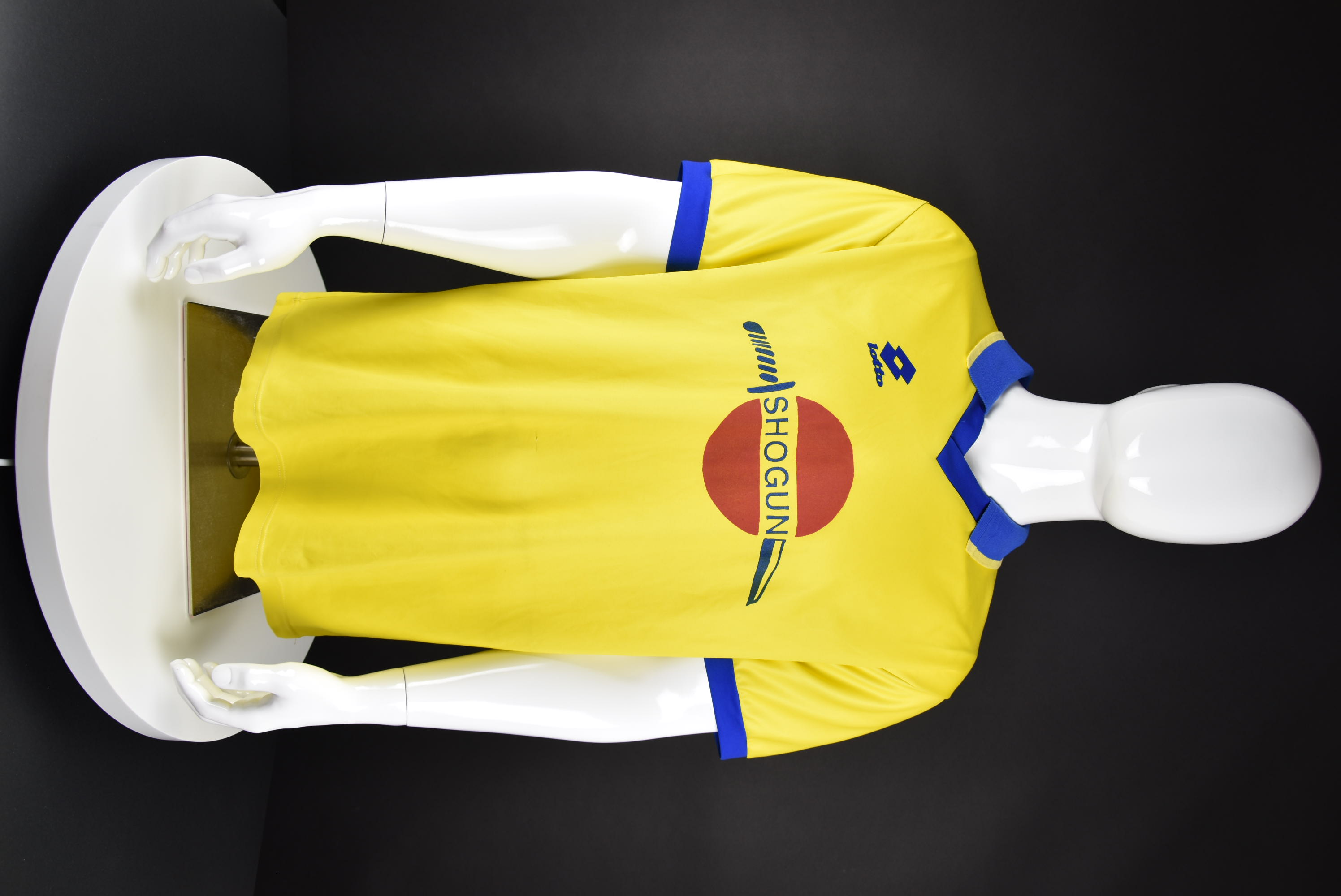 Божидар Искренов front photo