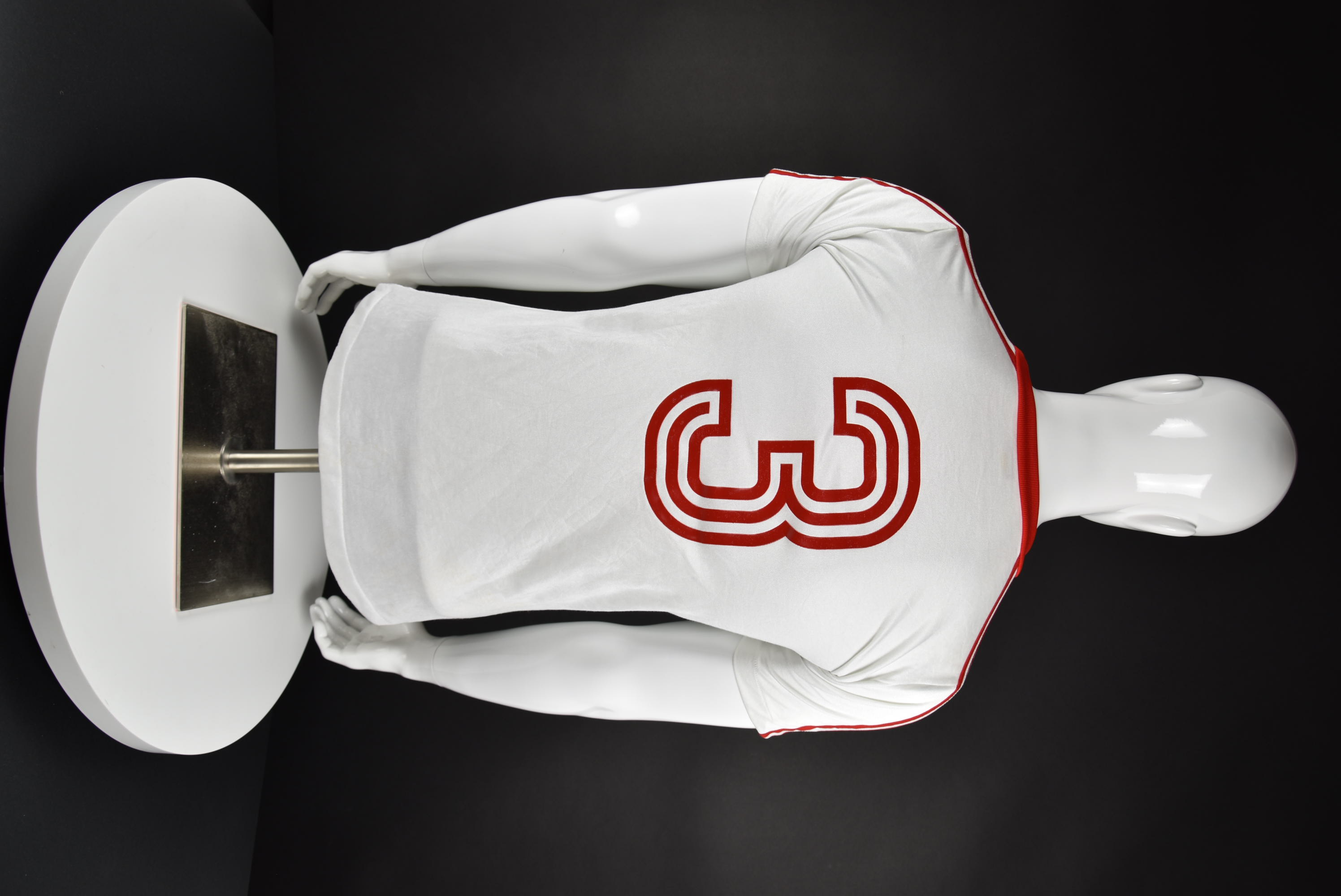 Кирил Ивков back photo