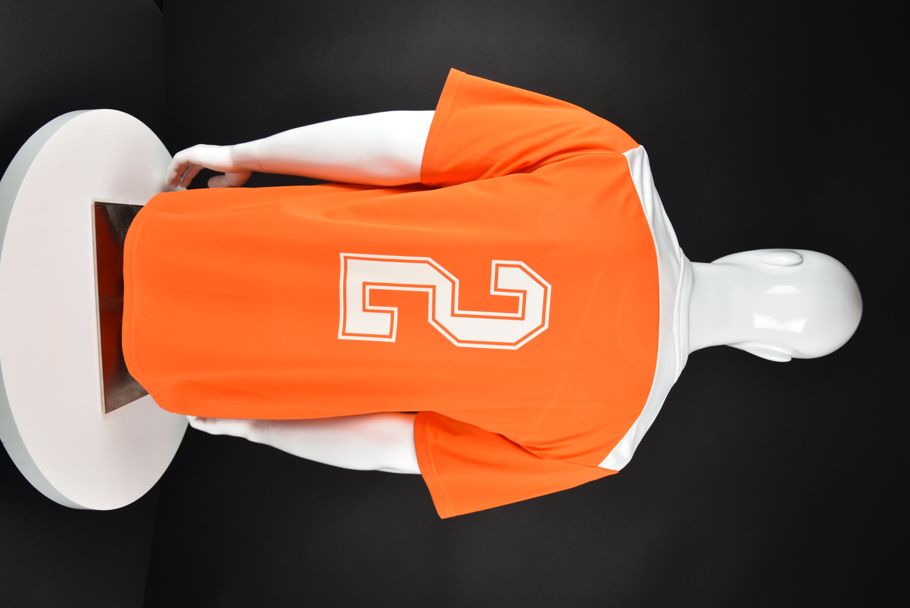 Радостин Кишишев back photo