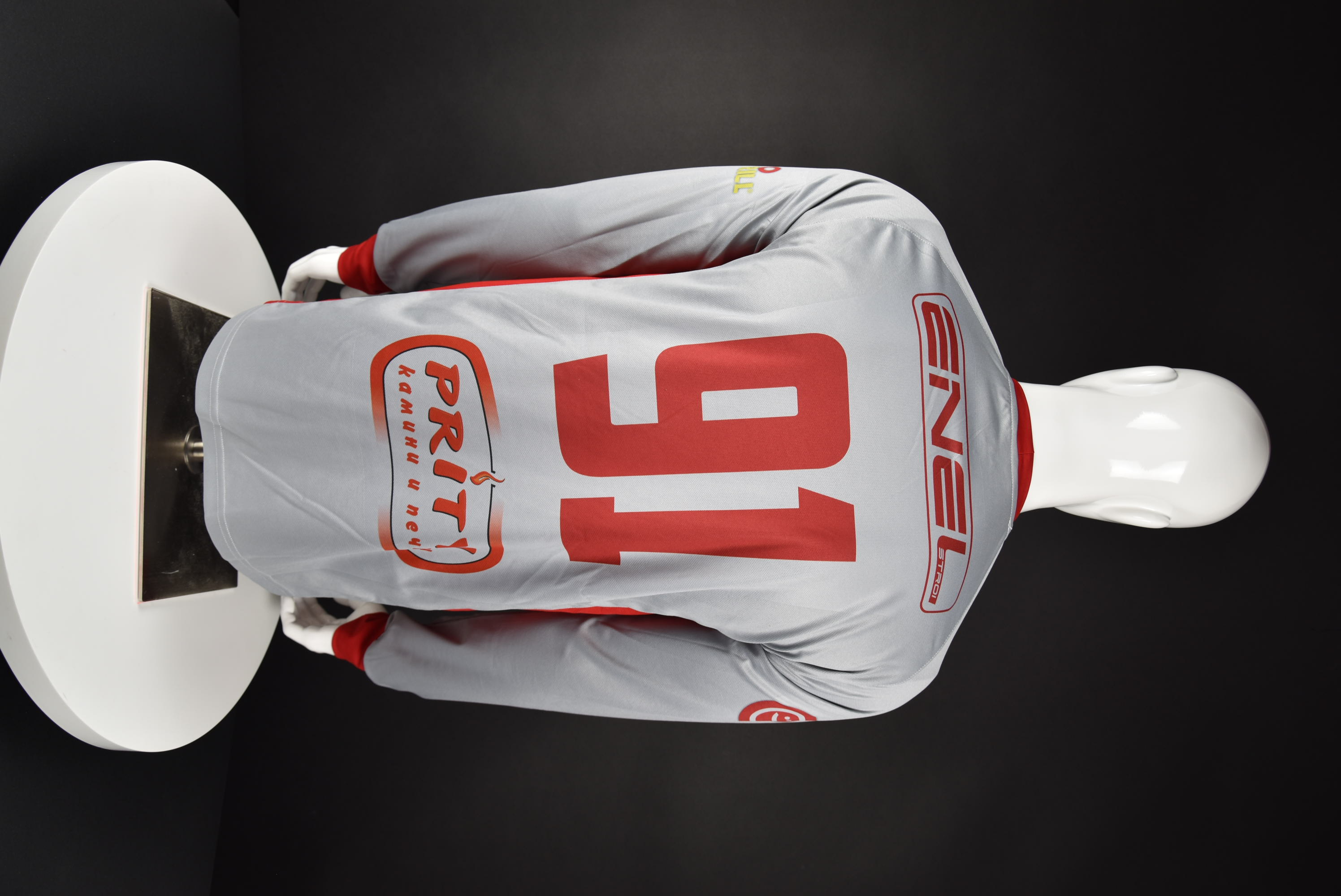 Николай Банков back photo