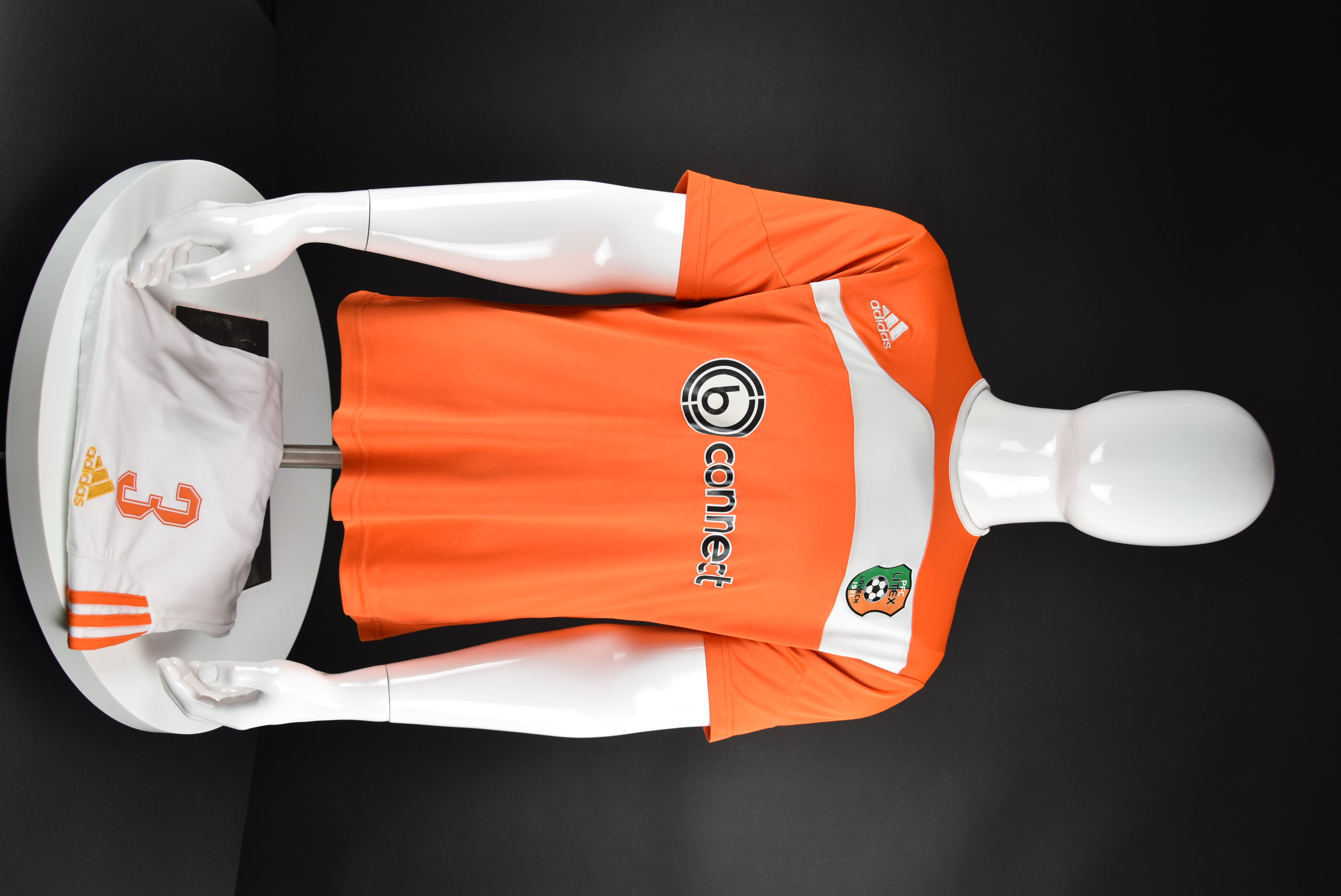 Петър Занев front photo