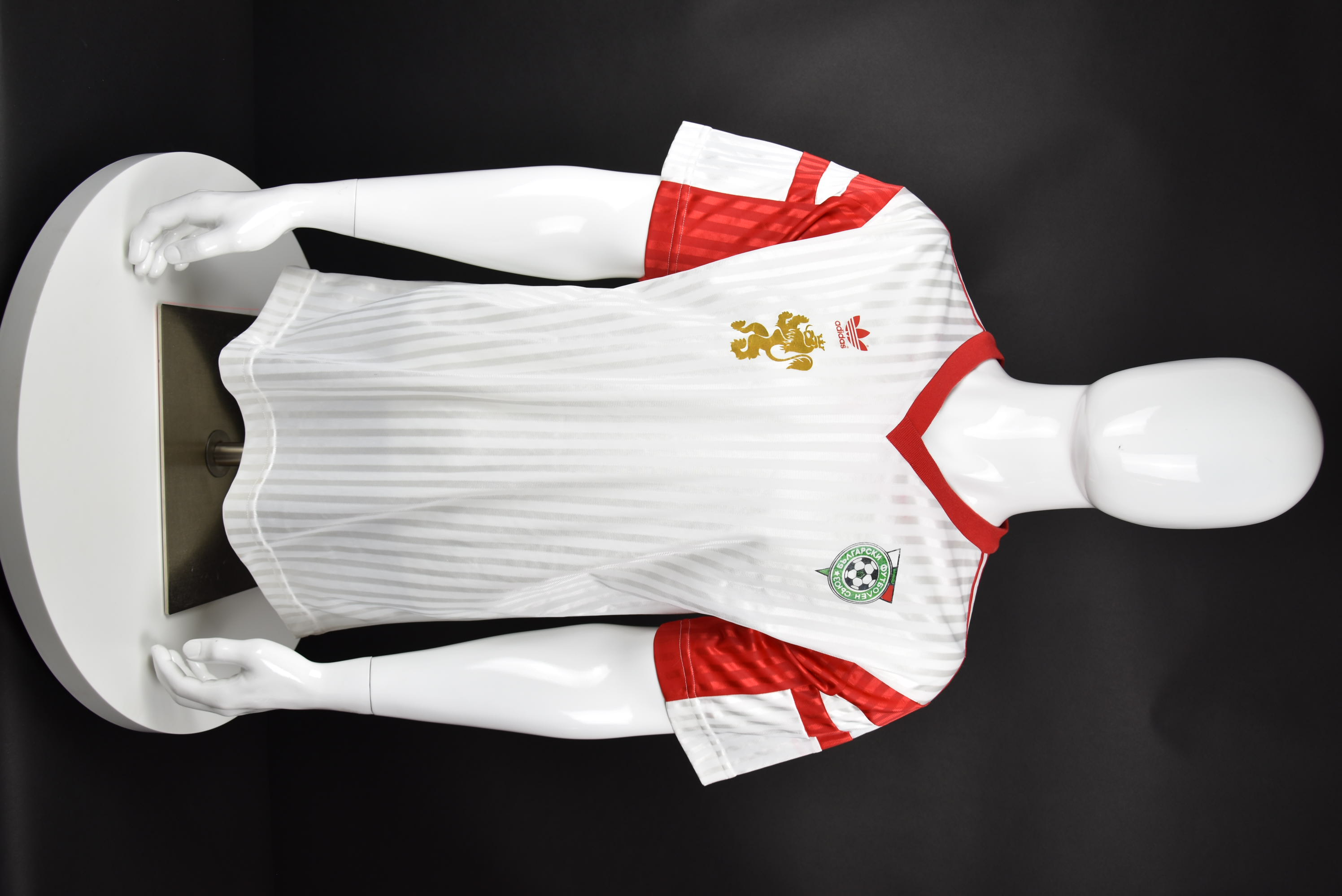 Йордан Лечков front photo