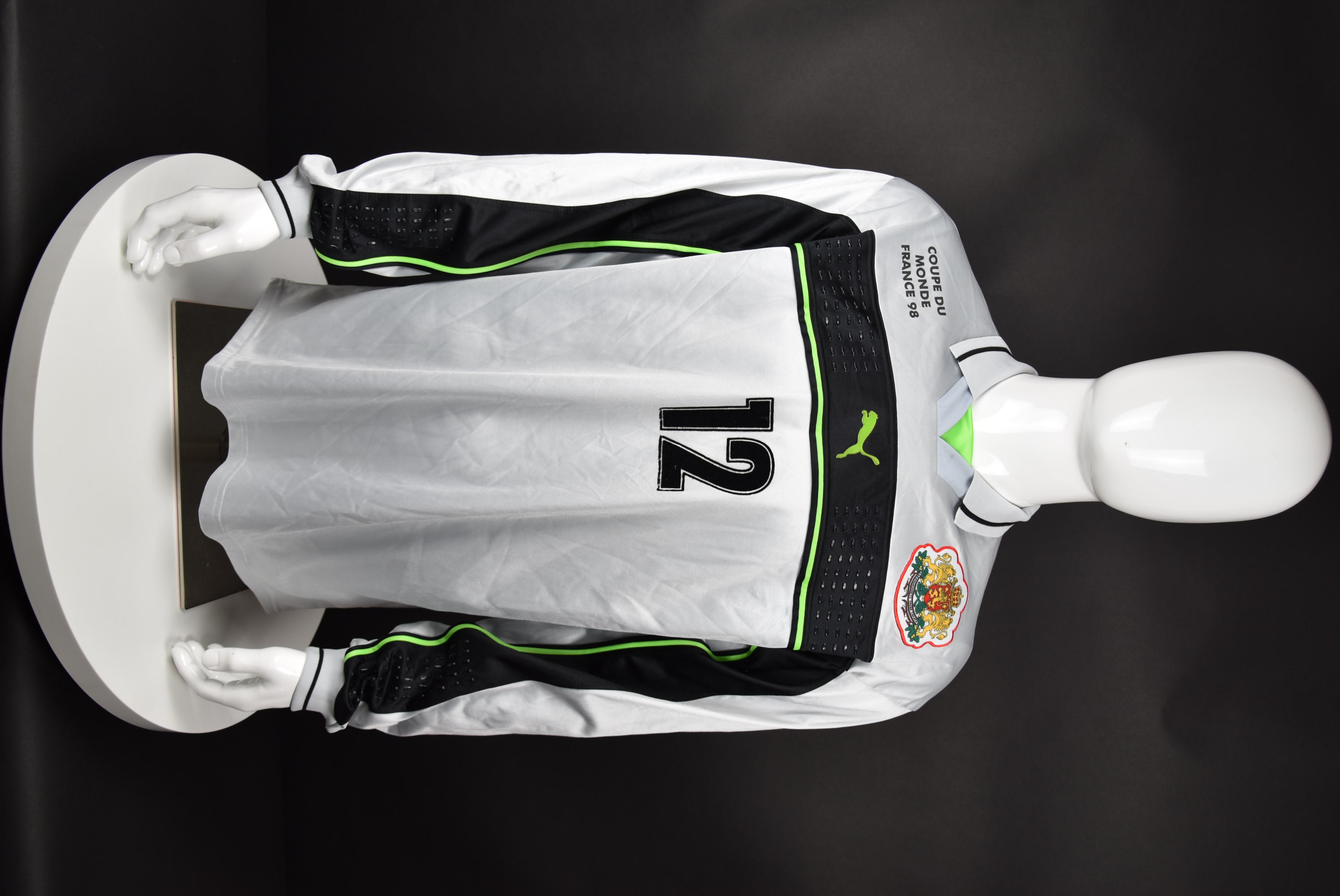 Борислав Михайлов front photo