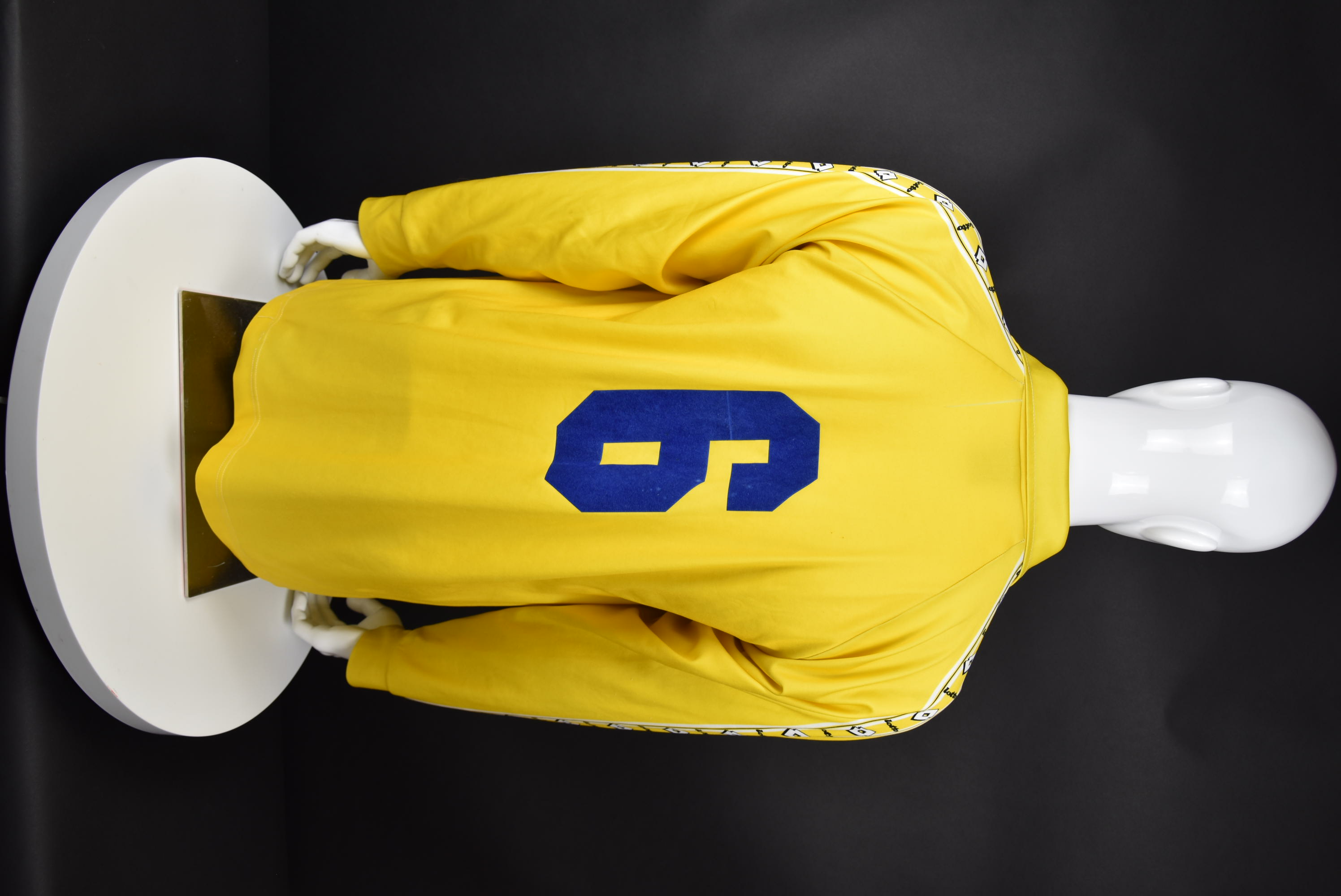 Георги Славчев back photo