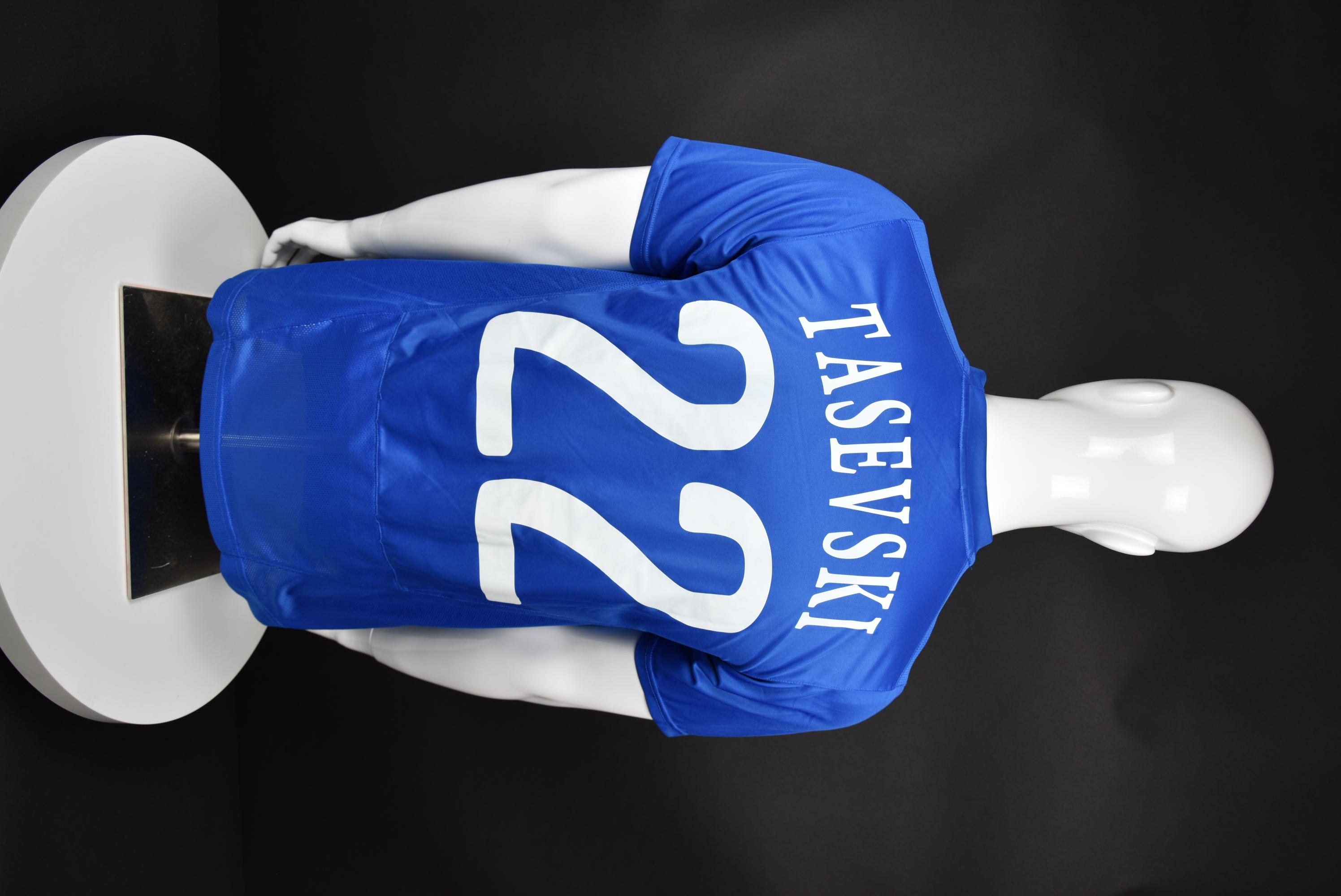 Дарко Тасевски back photo