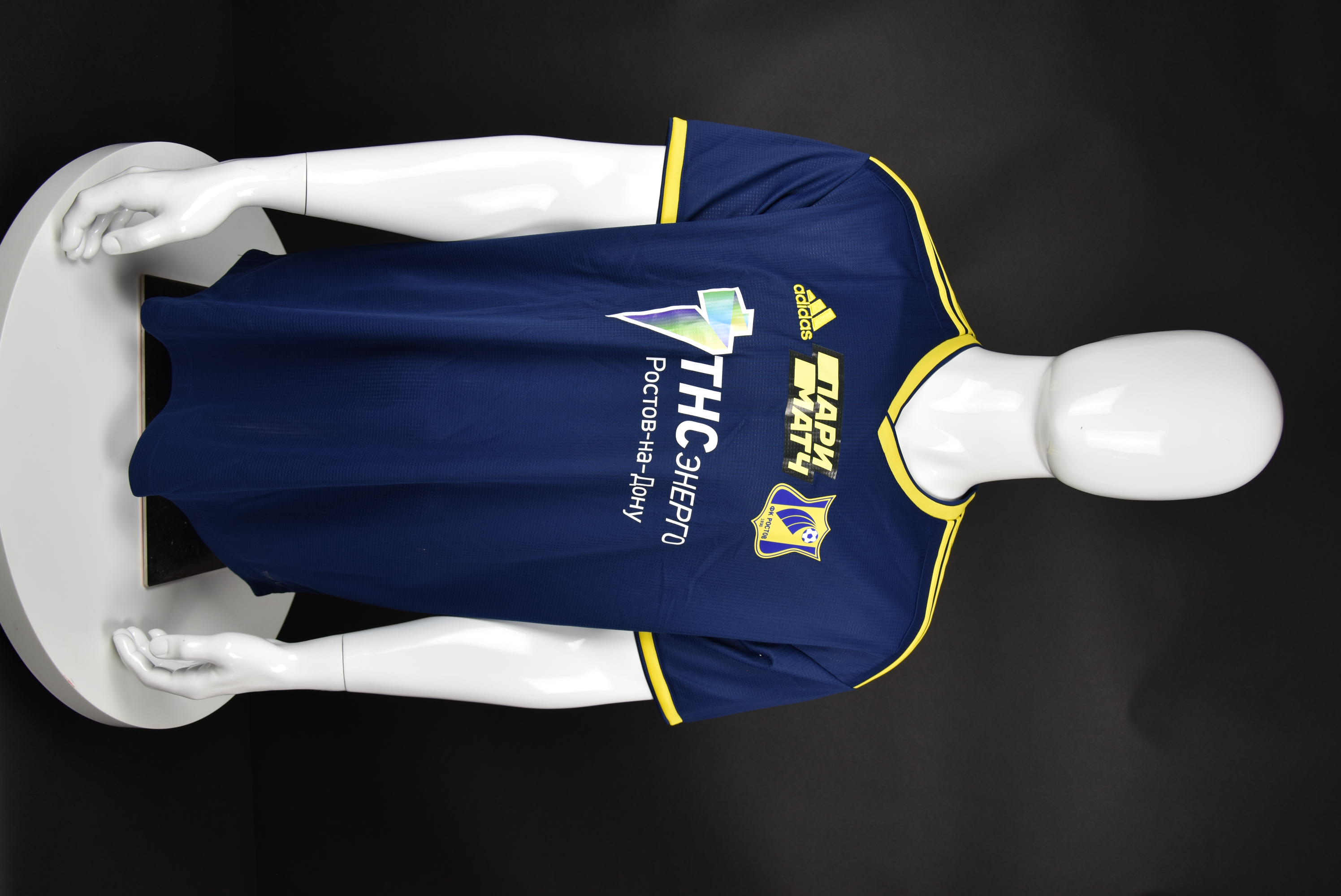 Ивелин Попов front photo