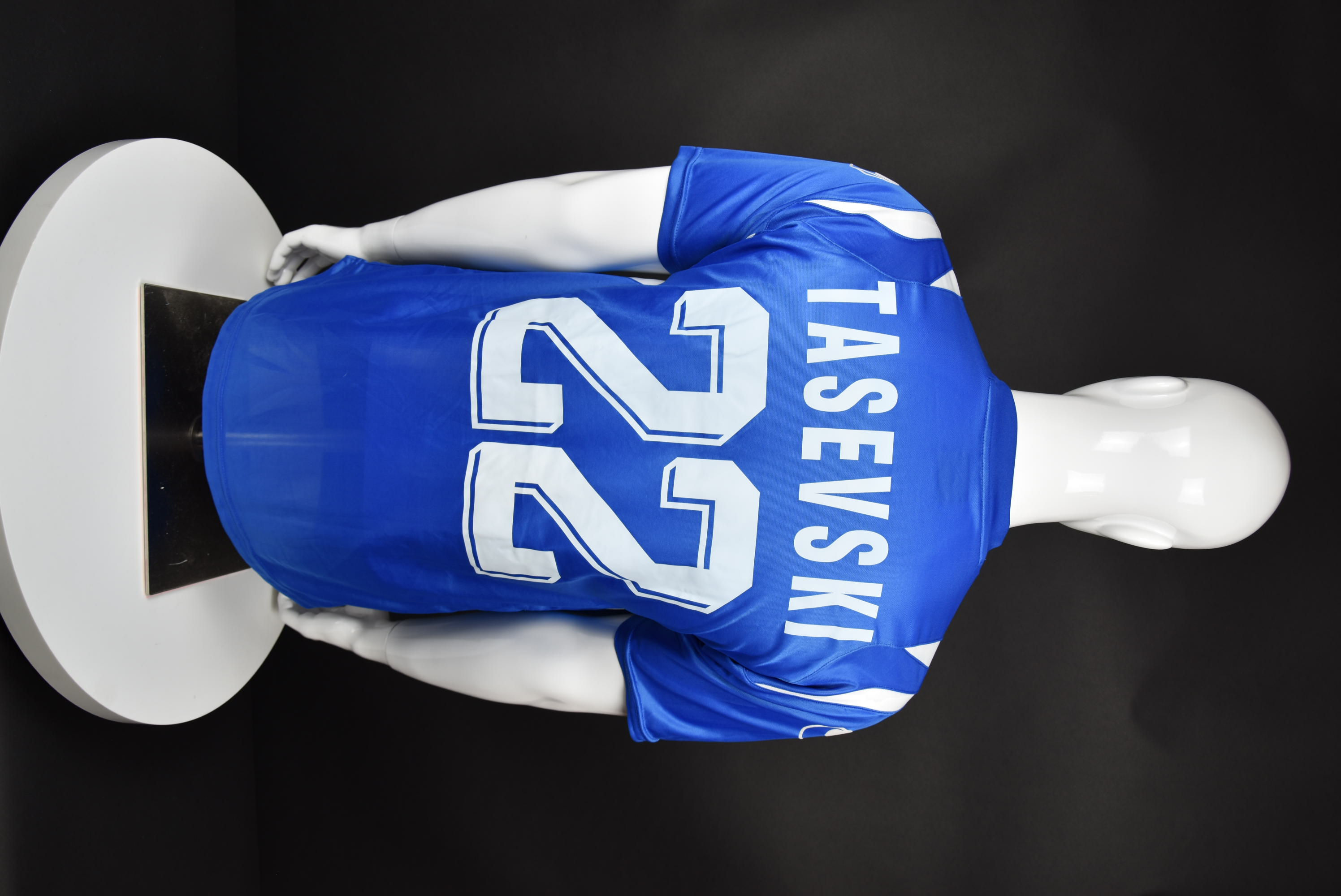 Дарко Тасевски back photo