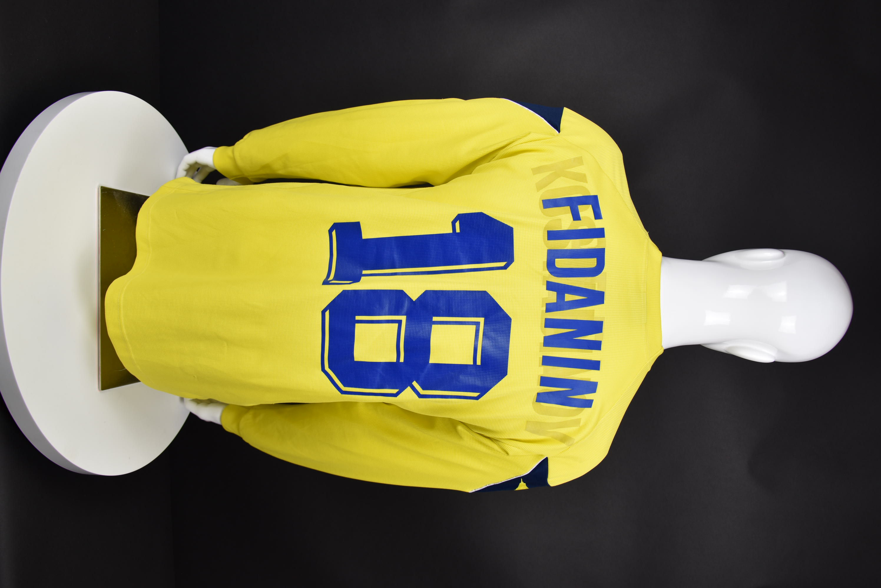 Атанас Фиданин back photo