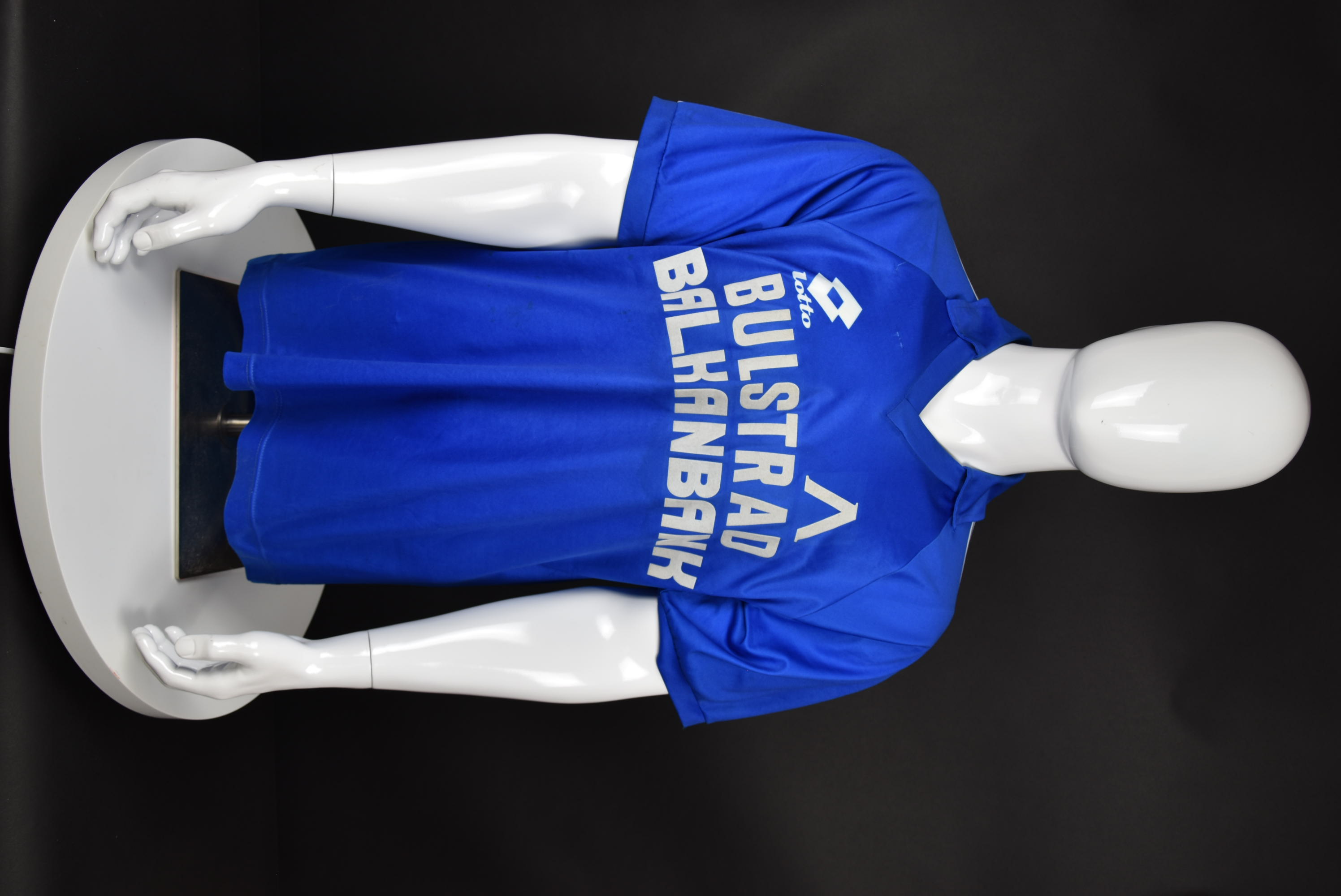 Николай Тодоров front photo