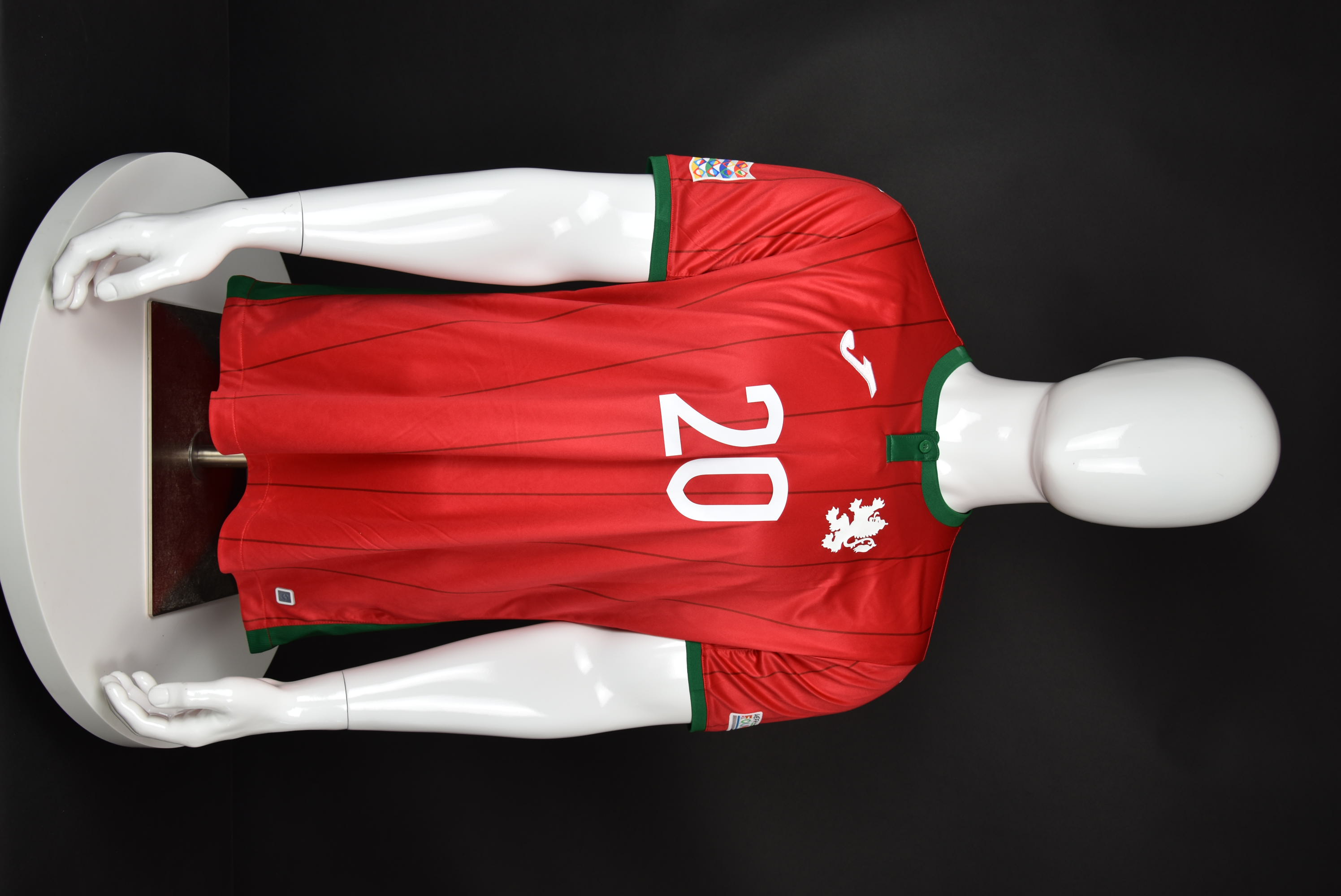 Андриан Краев front photo