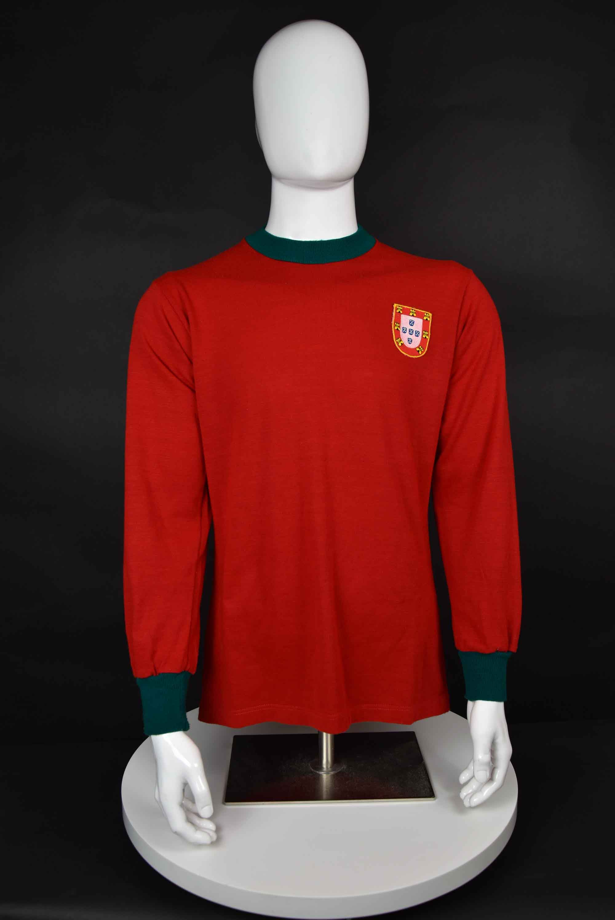 Тони front photo