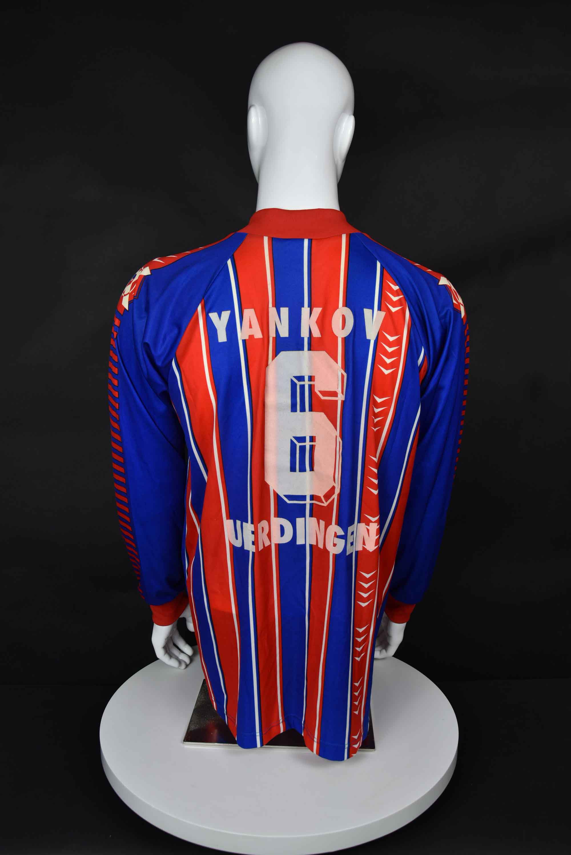 Златко Янков back photo