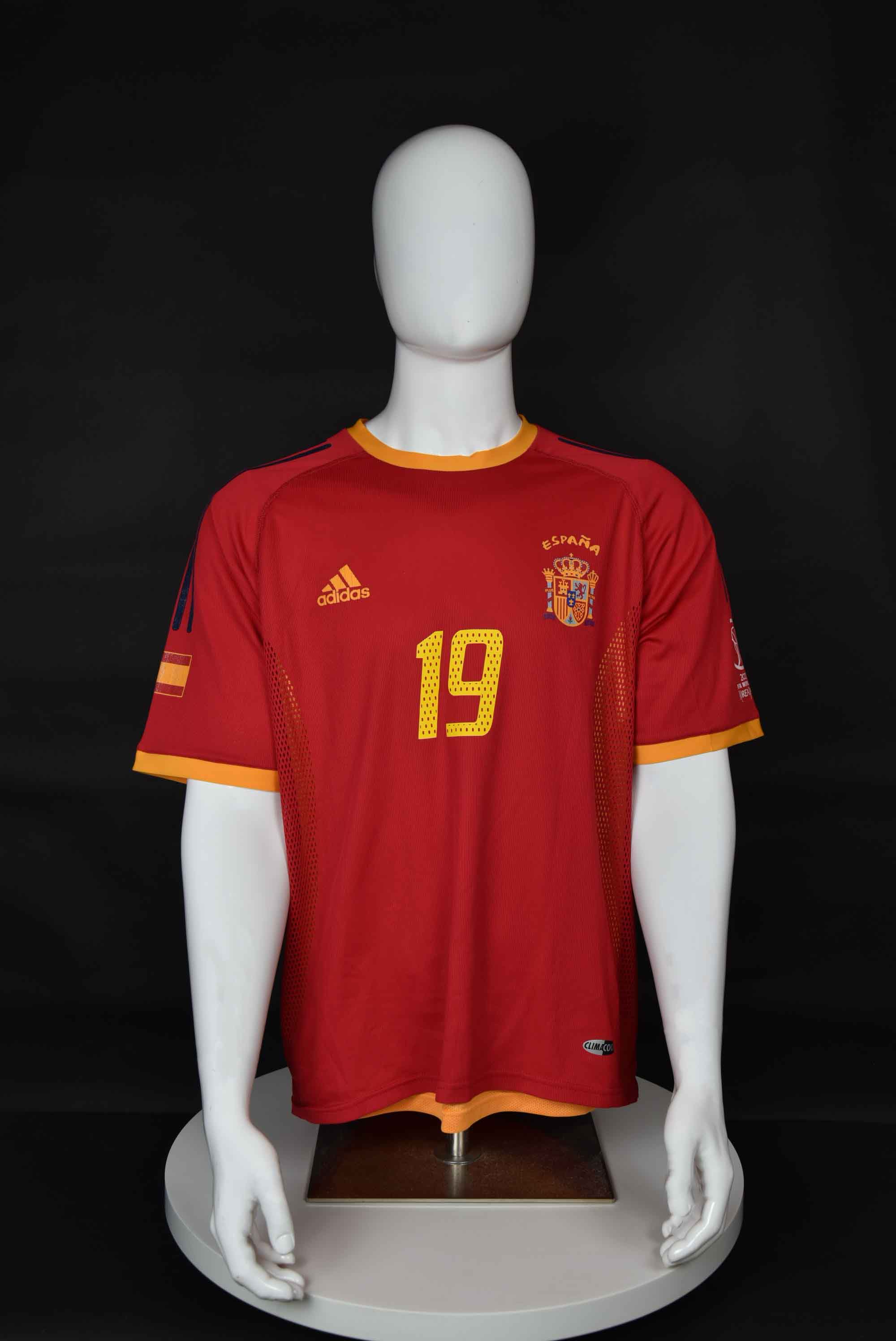 Шави Ернандез front photo